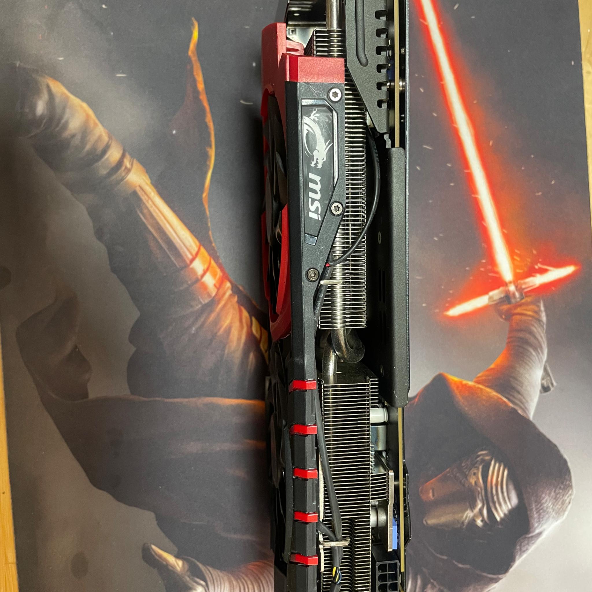 MSi R9 390 Gaming 8GB (READ, NOT WORKING)