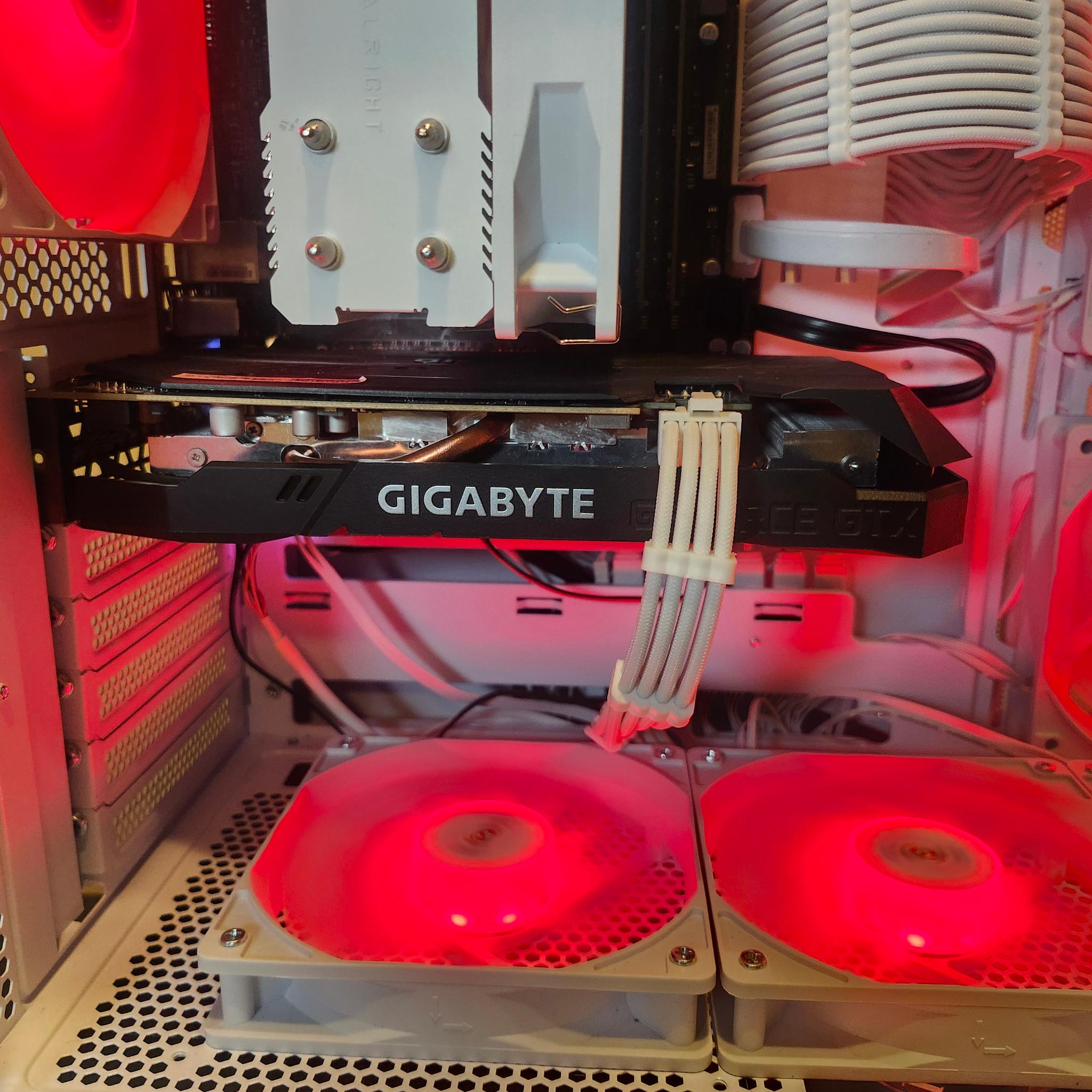 All White Gaming PC | i7-6700 + GTX 1660 SUPER | 16GB RAM | 500GB SSD
