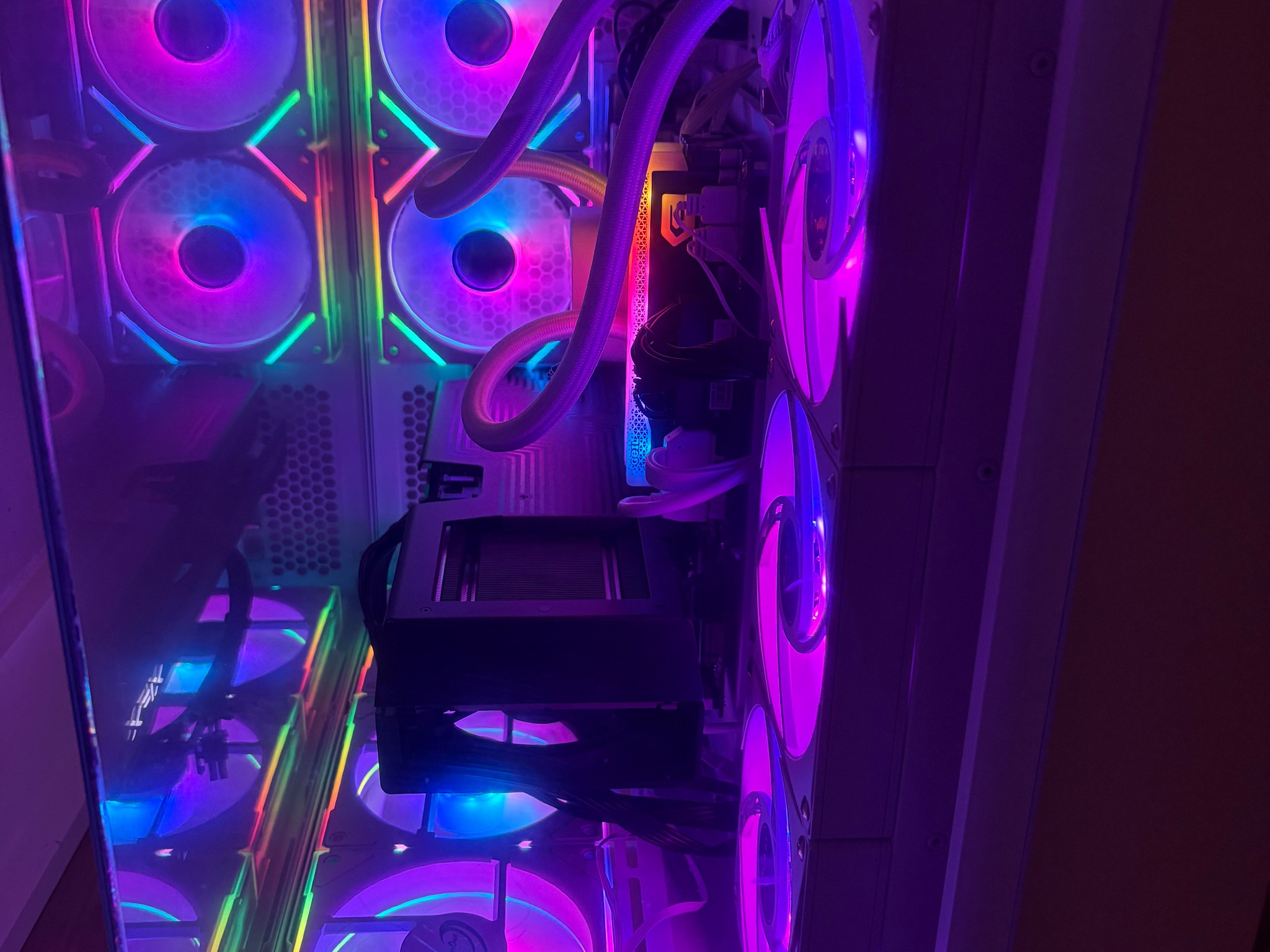 Radeon RX 9070 XT Custom Gaming PC - Ryzen 7 9800X3D, 32GB RAM, 2TB NVMe SSD