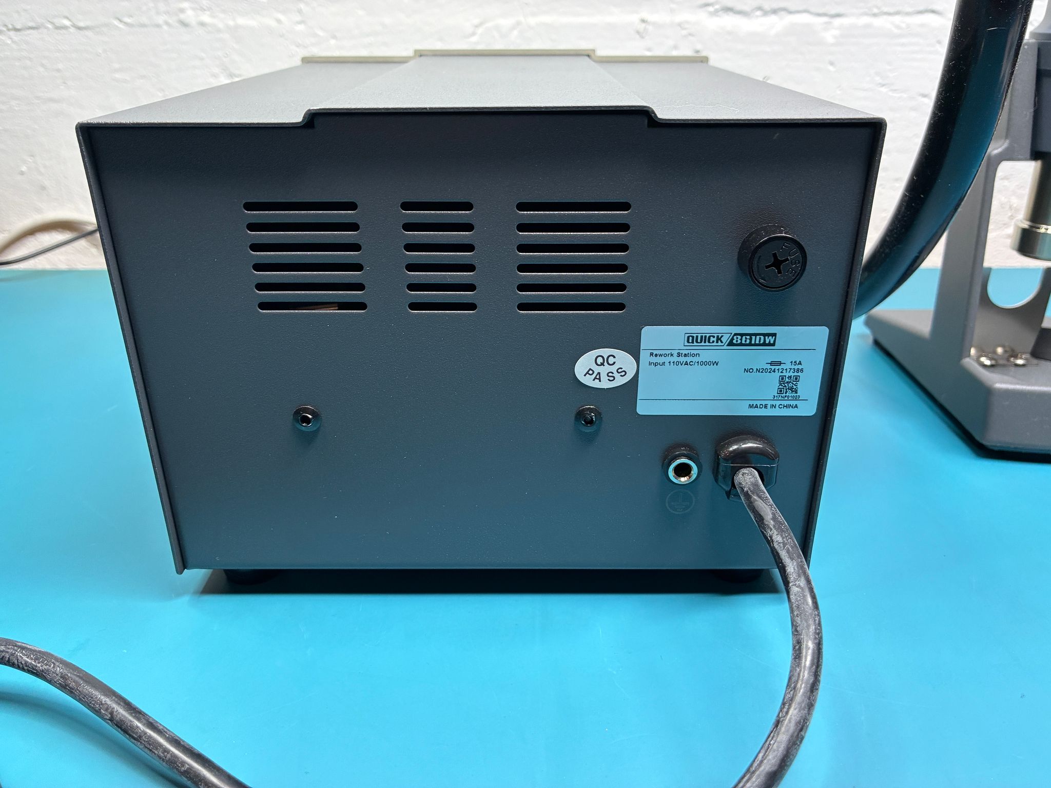 QUICK 861DW 1000W Hot Air Rework Station (Electronics Lab Equipment)