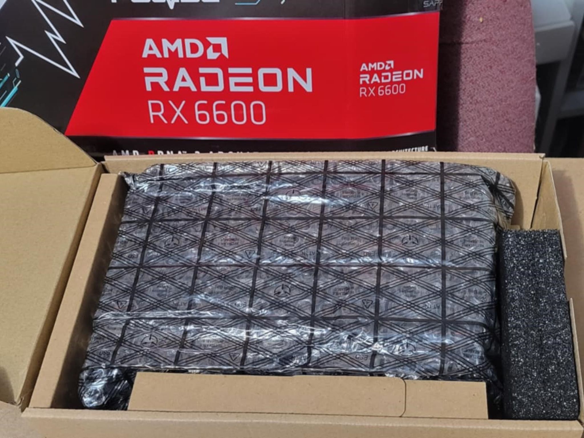 Sapphire Pulse 6600 8GB GPU