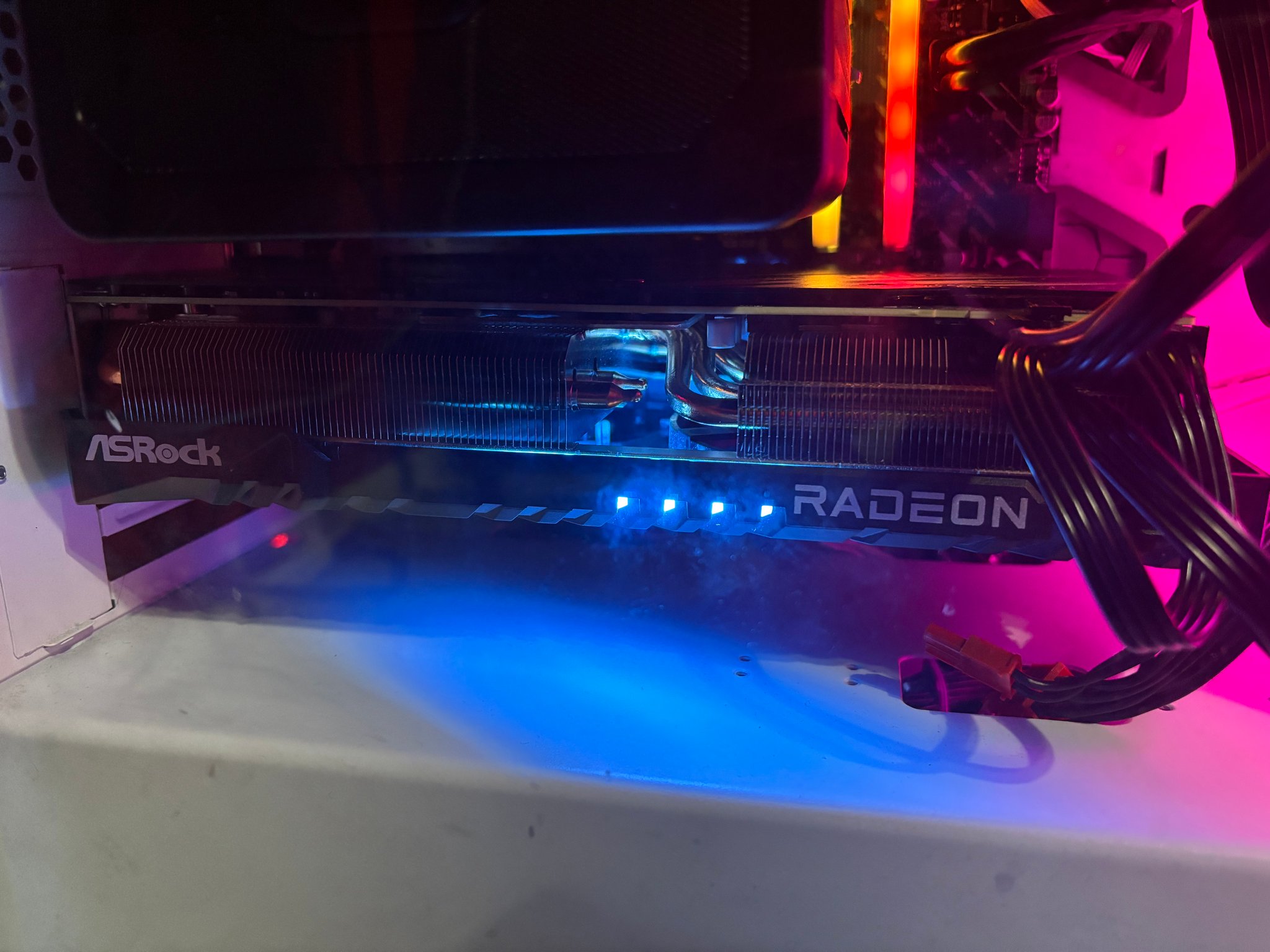 ASRock Challenger OC Radeon RX 7800 XT 16 GB VRAM