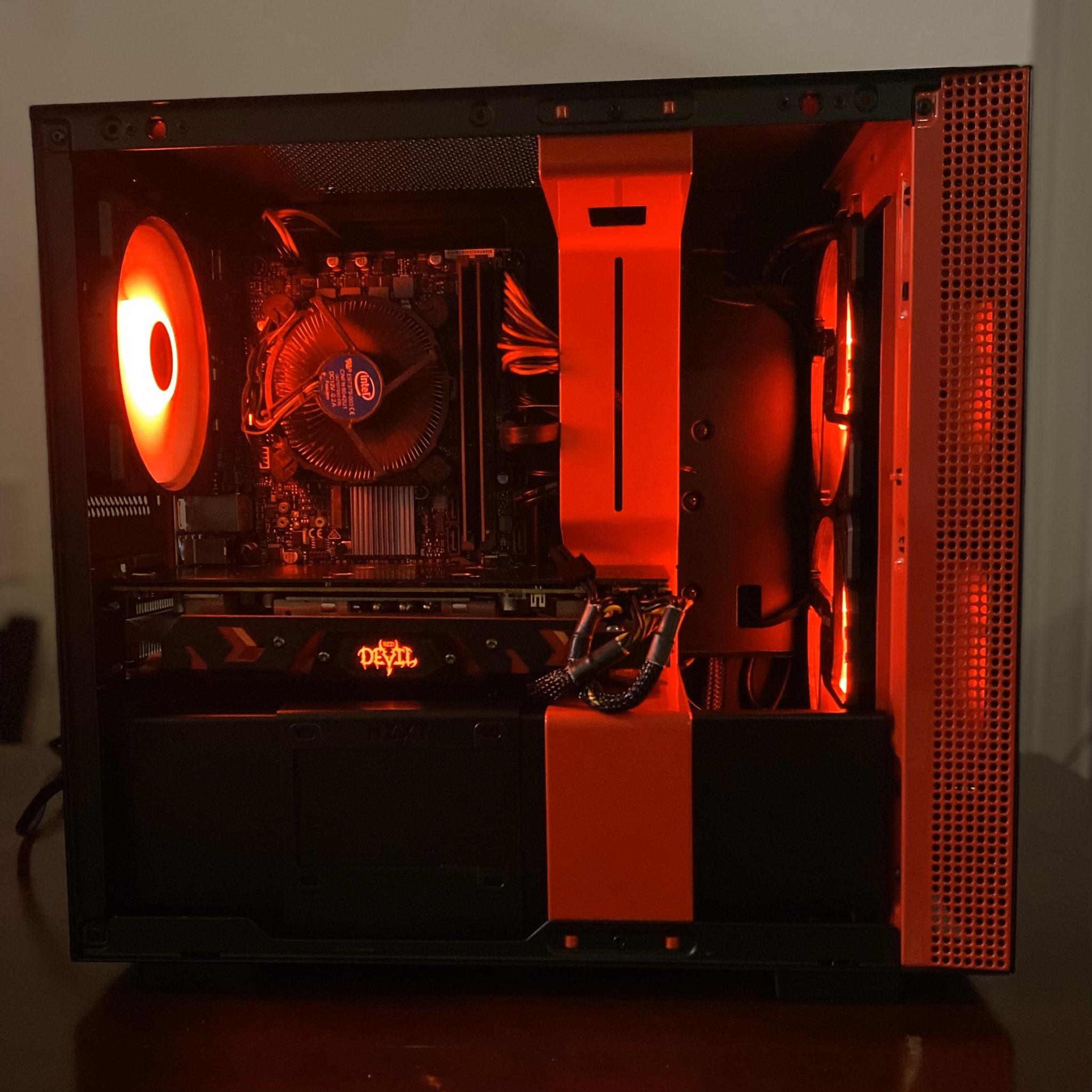 i3 8100 | RX 580 | 16gb Ram