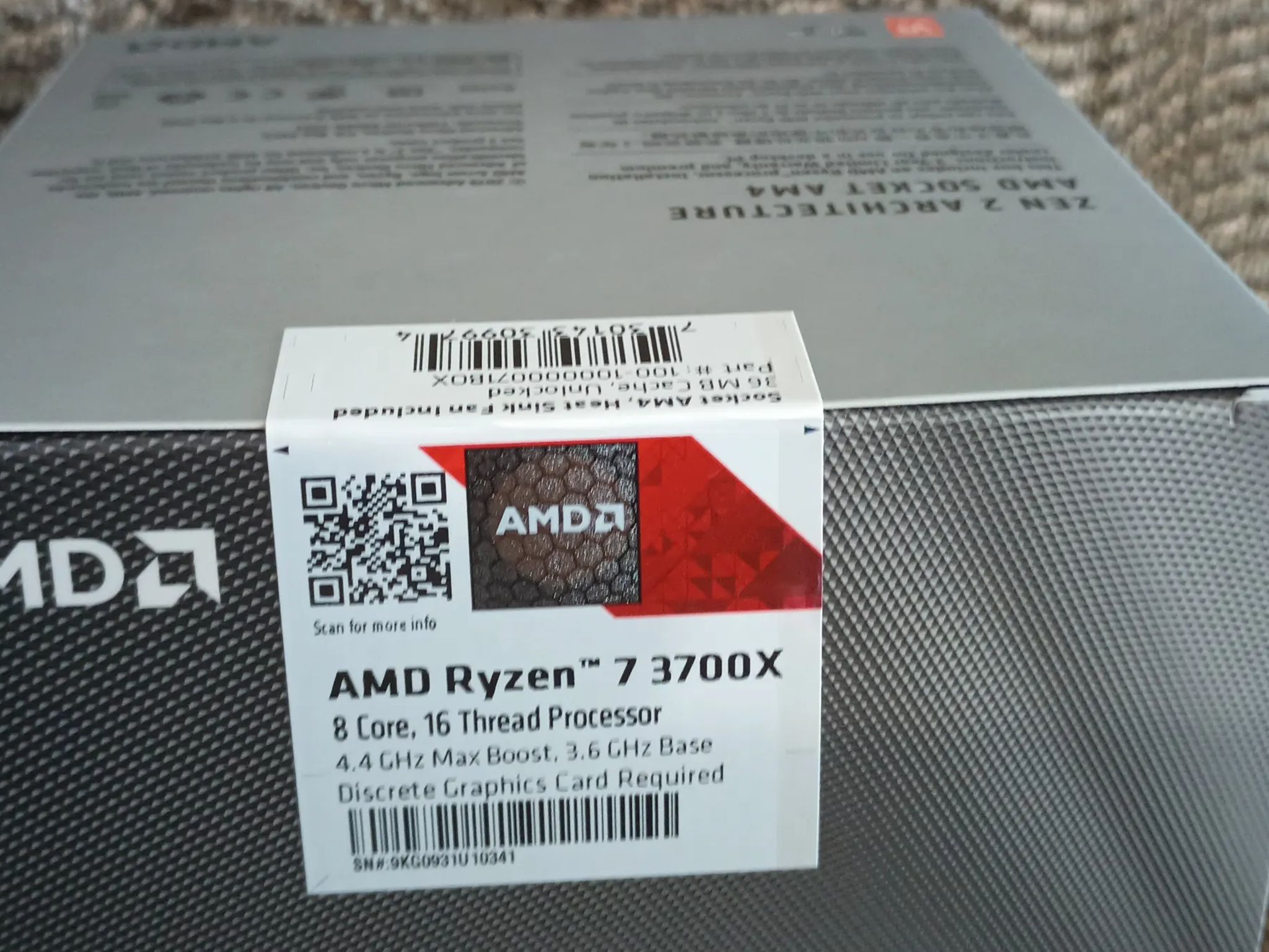 BNIB AMD Ryzen 7 3700X with Wraith Prism RGB (factory sealed)