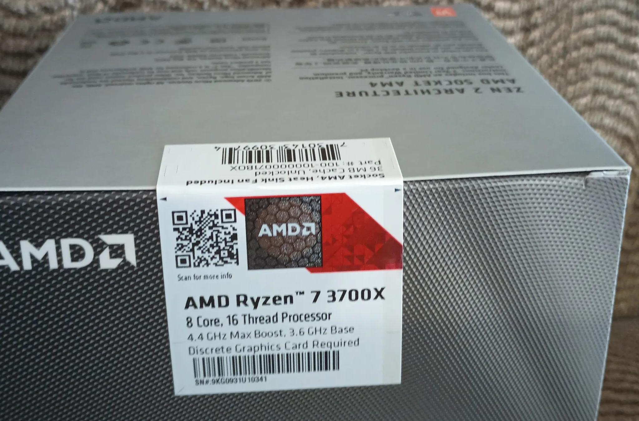 BNIB AMD Ryzen 7 3700X with Wraith Prism RGB (factory sealed)