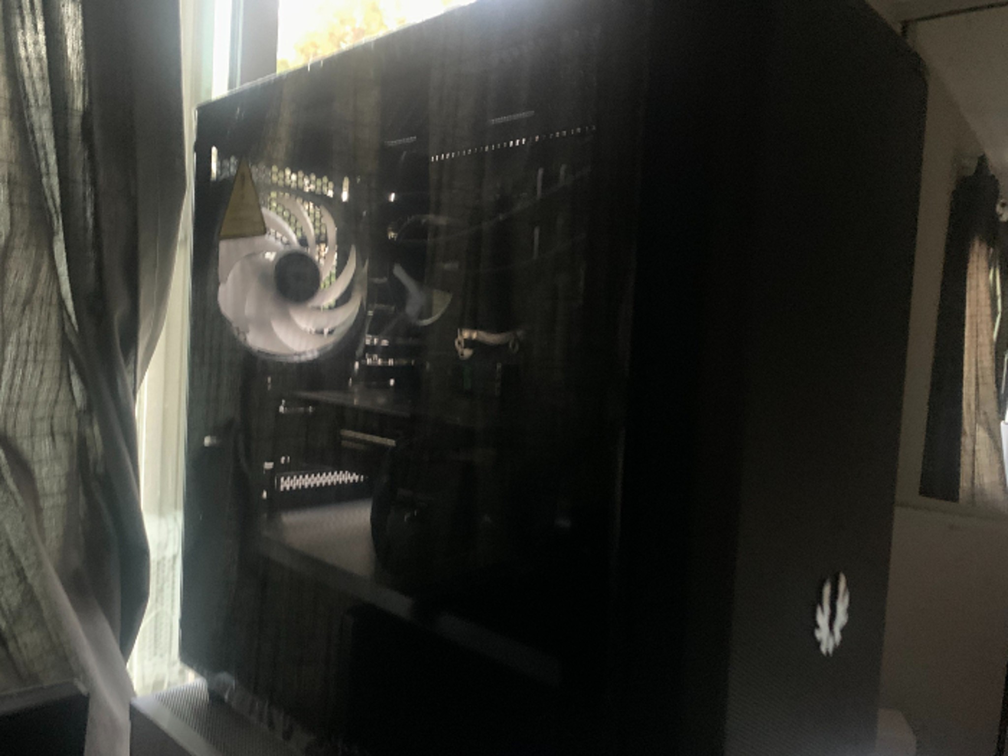 1440p Gaming Pc | RX 6650XT | R7 5700x | 32gb | 3TB m.2 SSD