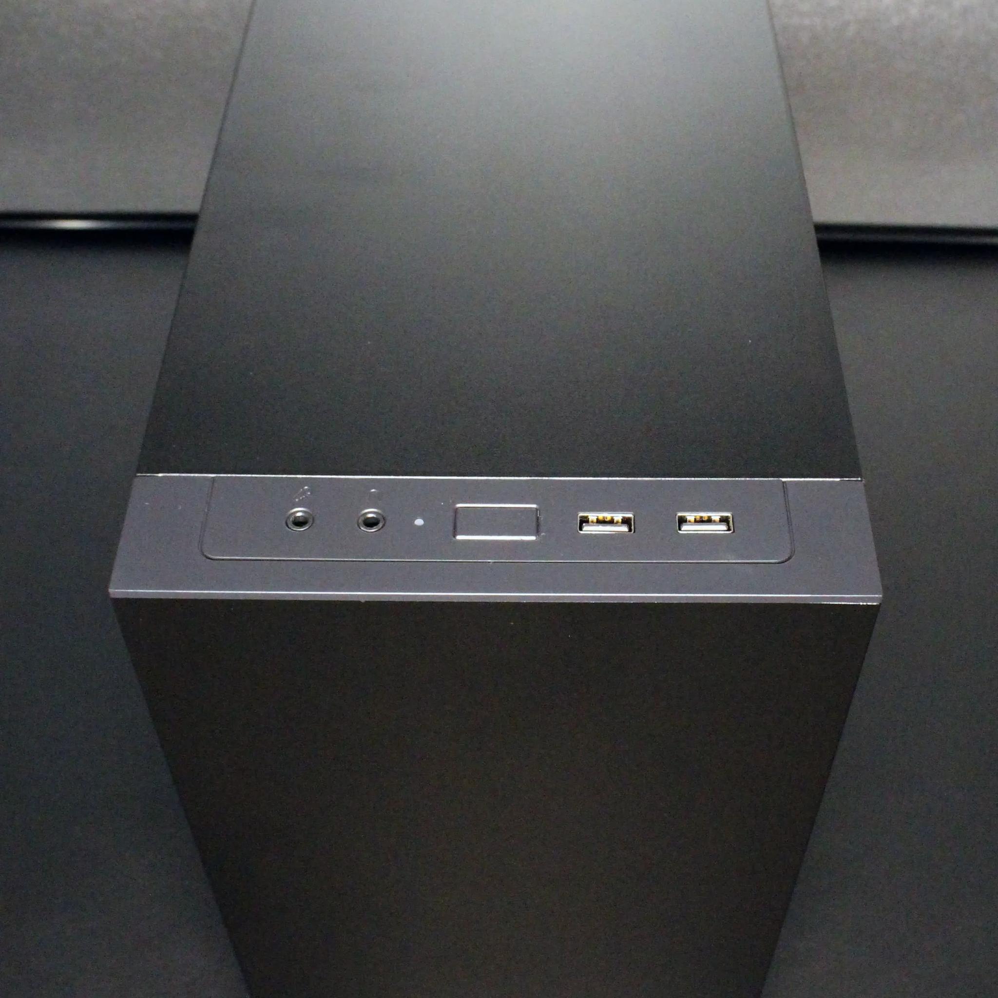 Mini Gaming PC / AMD Ryzen 7 5800X / RTX 4060 / 16GB / 1TB / Windows 11 Pro
