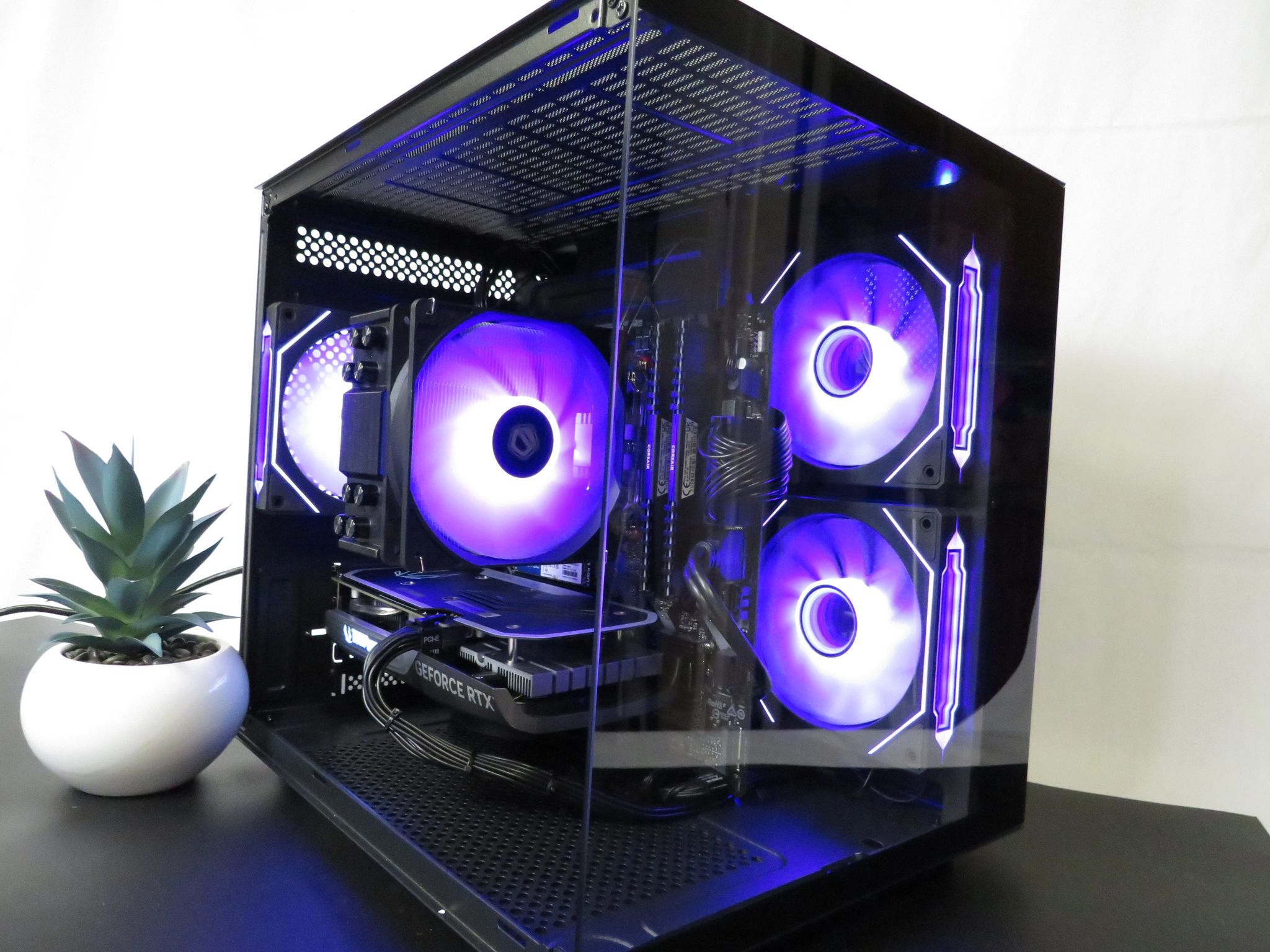 A Great Gamer: Ryzen 5 5600X + RTX 4060 + 32 GB DDR4 RAM + 1 TB SSD
