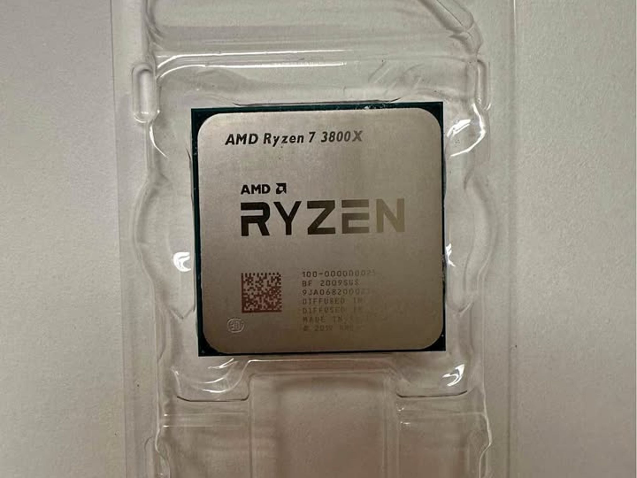 AMD Ryzen 7 3800X Processor (3.9GHz, 8 Cores, Socket AM4)