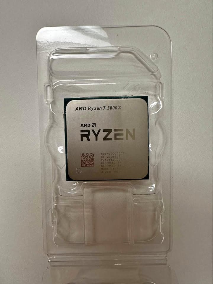 AMD Ryzen 7 3800X Processor (3.9GHz, 8 Cores, Socket AM4)