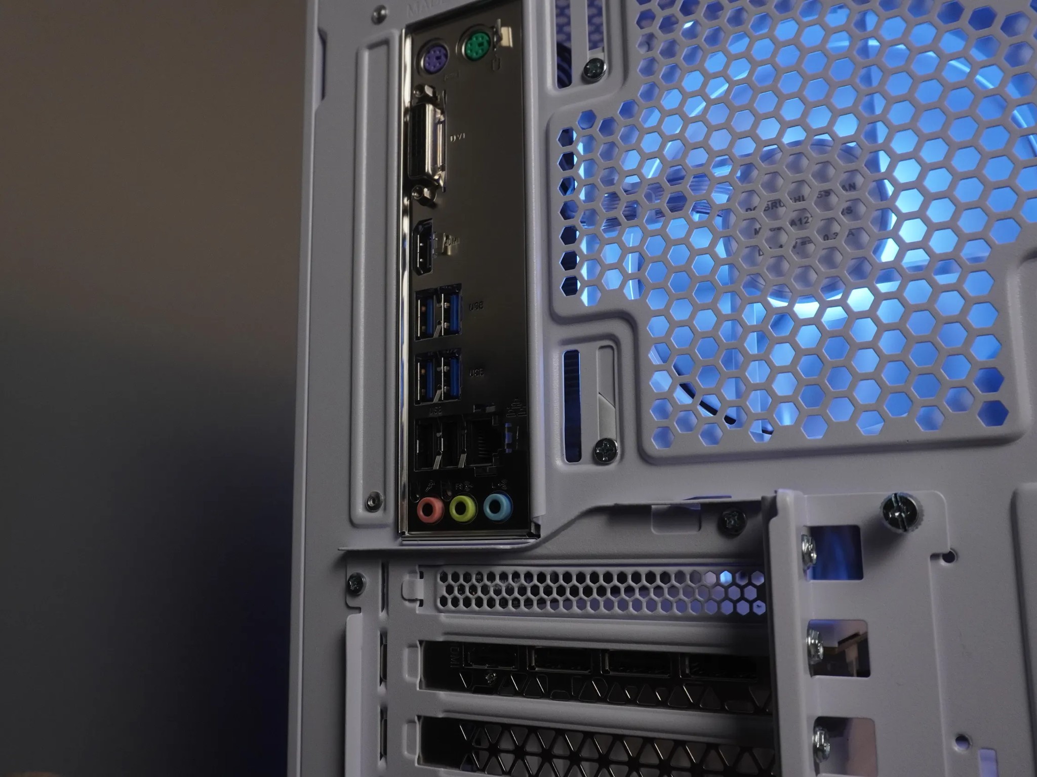 🤍ALL WHITE🤍 Starter GAMING MACHINE 🧡RX 580 2048SP 🧡 Ryzen 5 5500 | 32GB | 1TB...