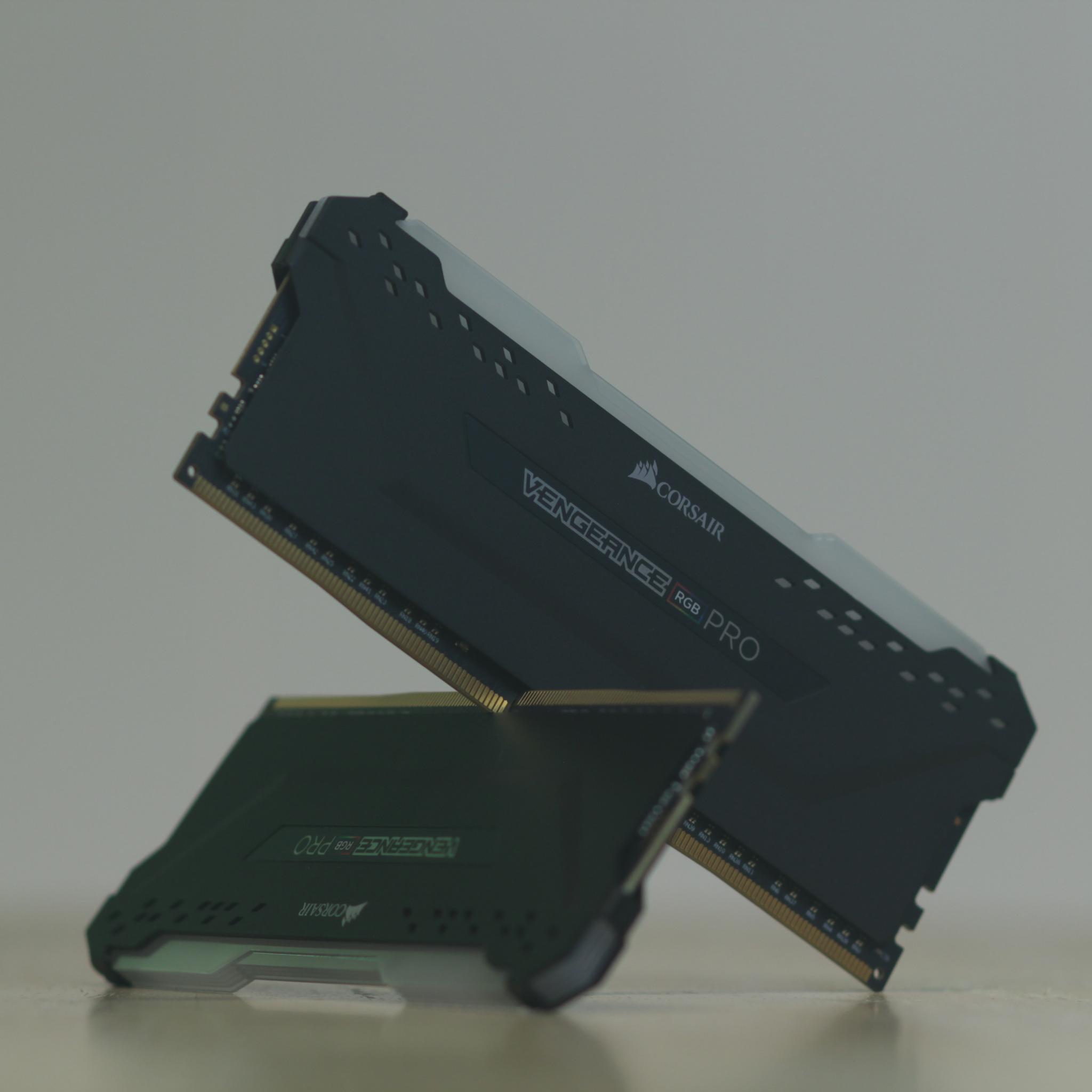 Corsair Vengeance RGB PRO DDR4 32GB (2x16gb) 3200mhz CL16