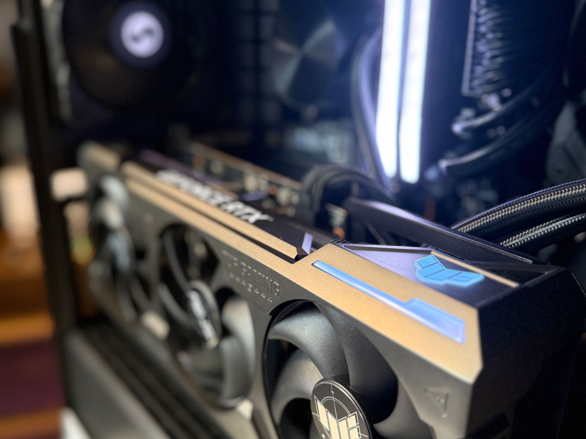 🐼 RTX 4080 | Ryzen 7 7800X3D | 32GB DDR5 | 2TB SSD