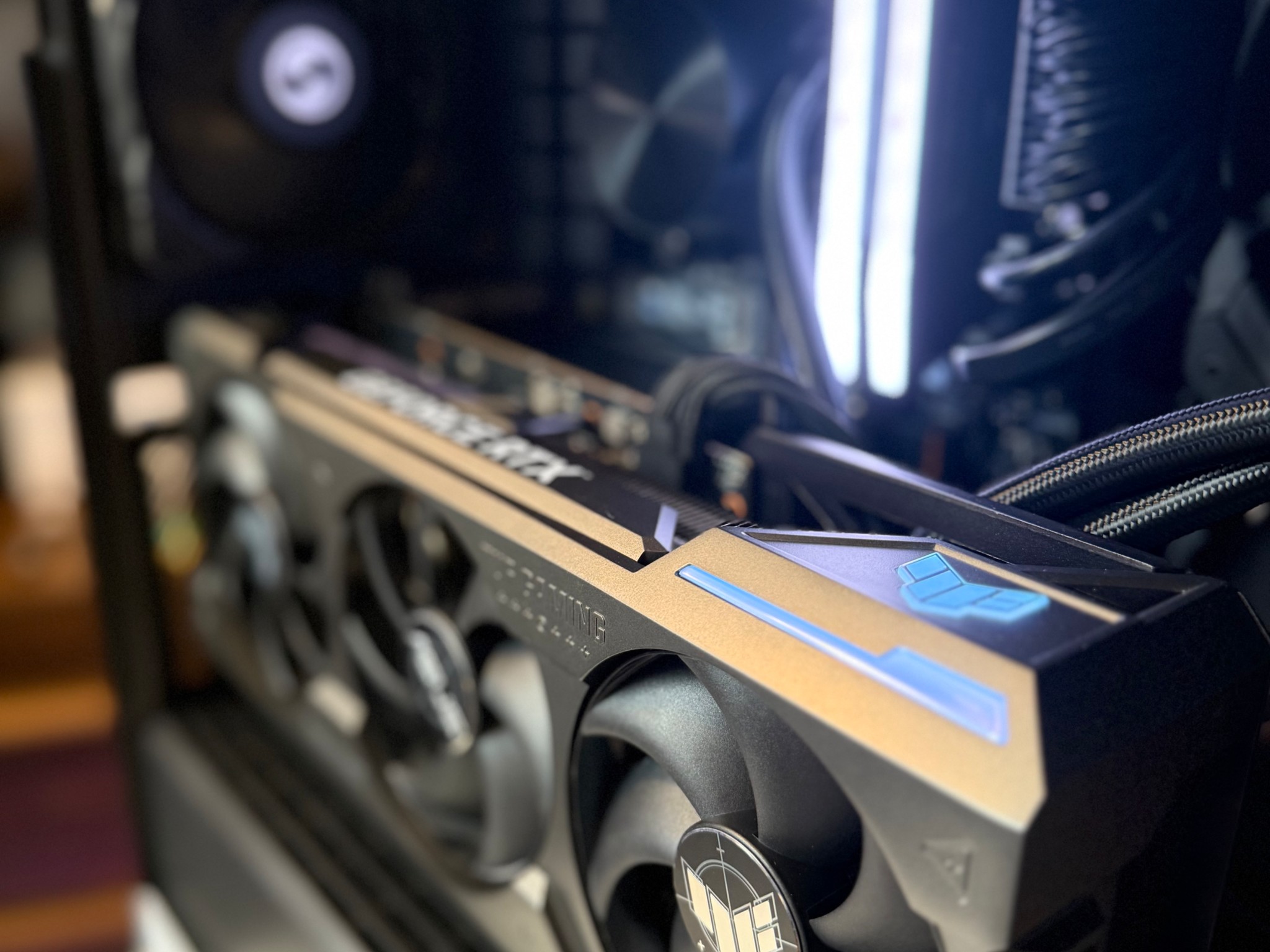 🐼 RTX 4080 | Ryzen 7 7800X3D | 32GB DDR5 | 2TB SSD