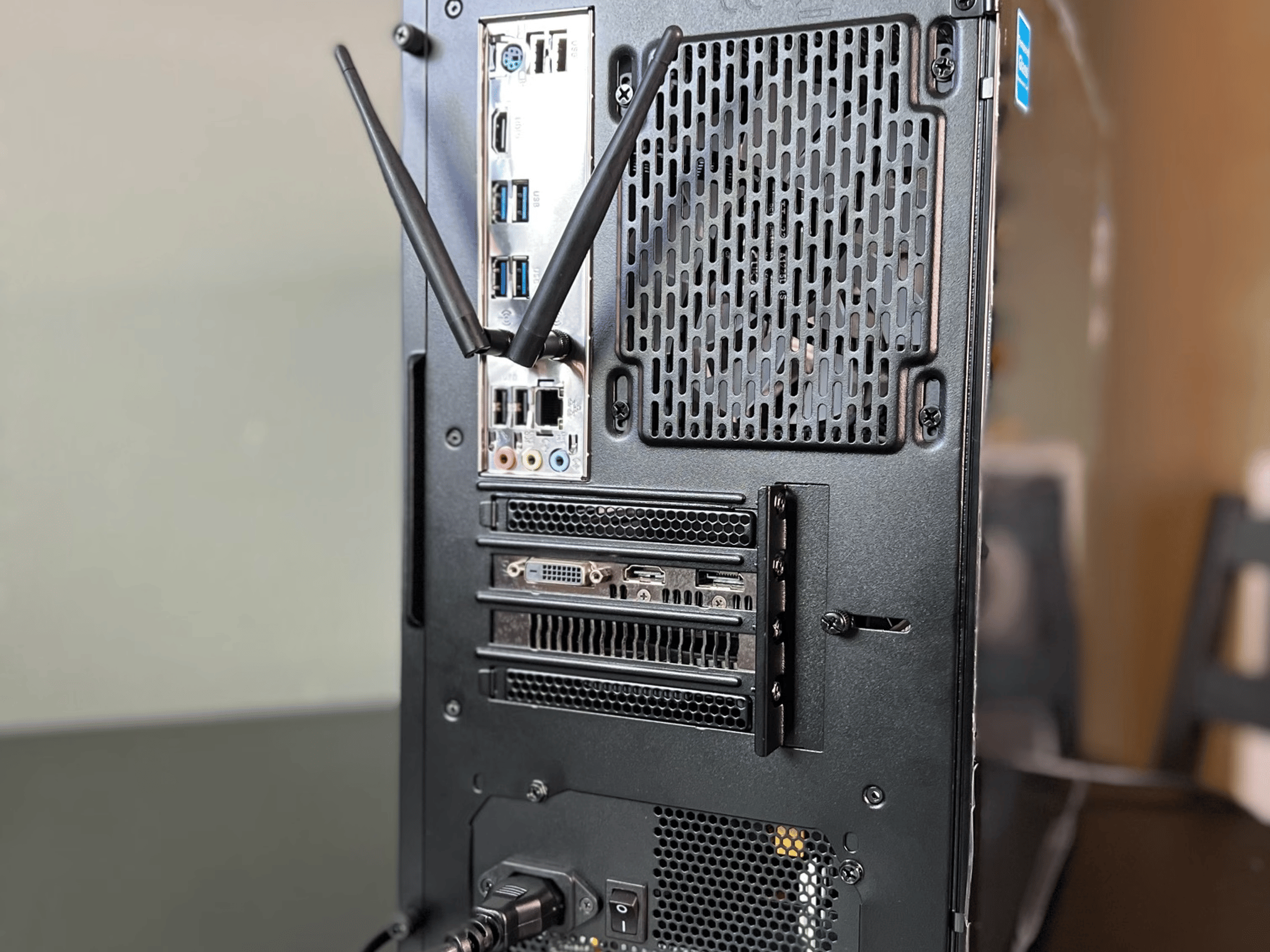 Custom Gaming PC | GTX 1660 Super + Ryzen 5 3600