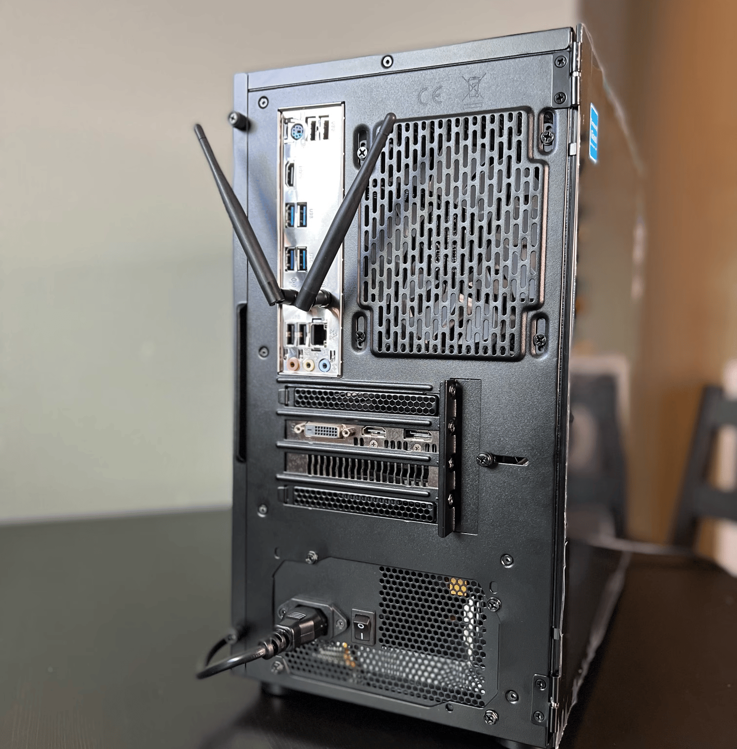 Custom Gaming PC | GTX 1660 Super + Ryzen 5 3600