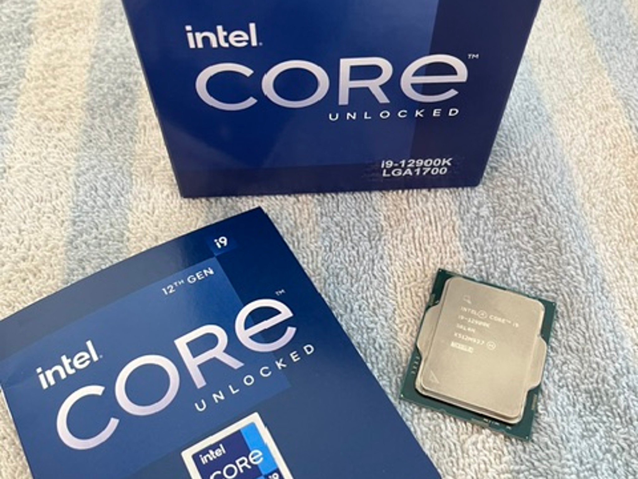 INTEL CORE I9-12900K