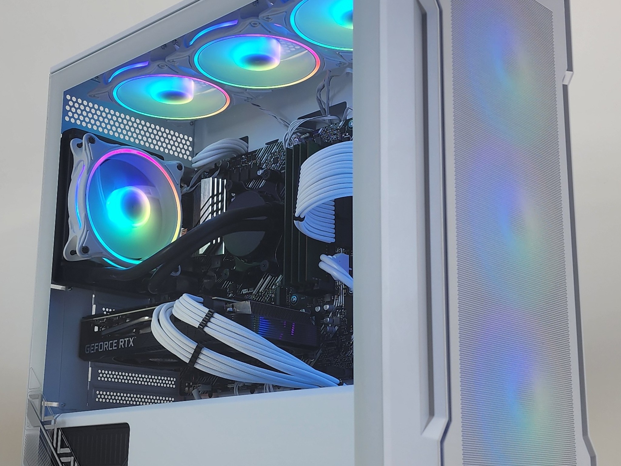 Gaming PC Ryzen 7 5700X 16GB RAM 240GB SSD + 500GB HDD RTX 3060 Ti 8GB Win11 PC