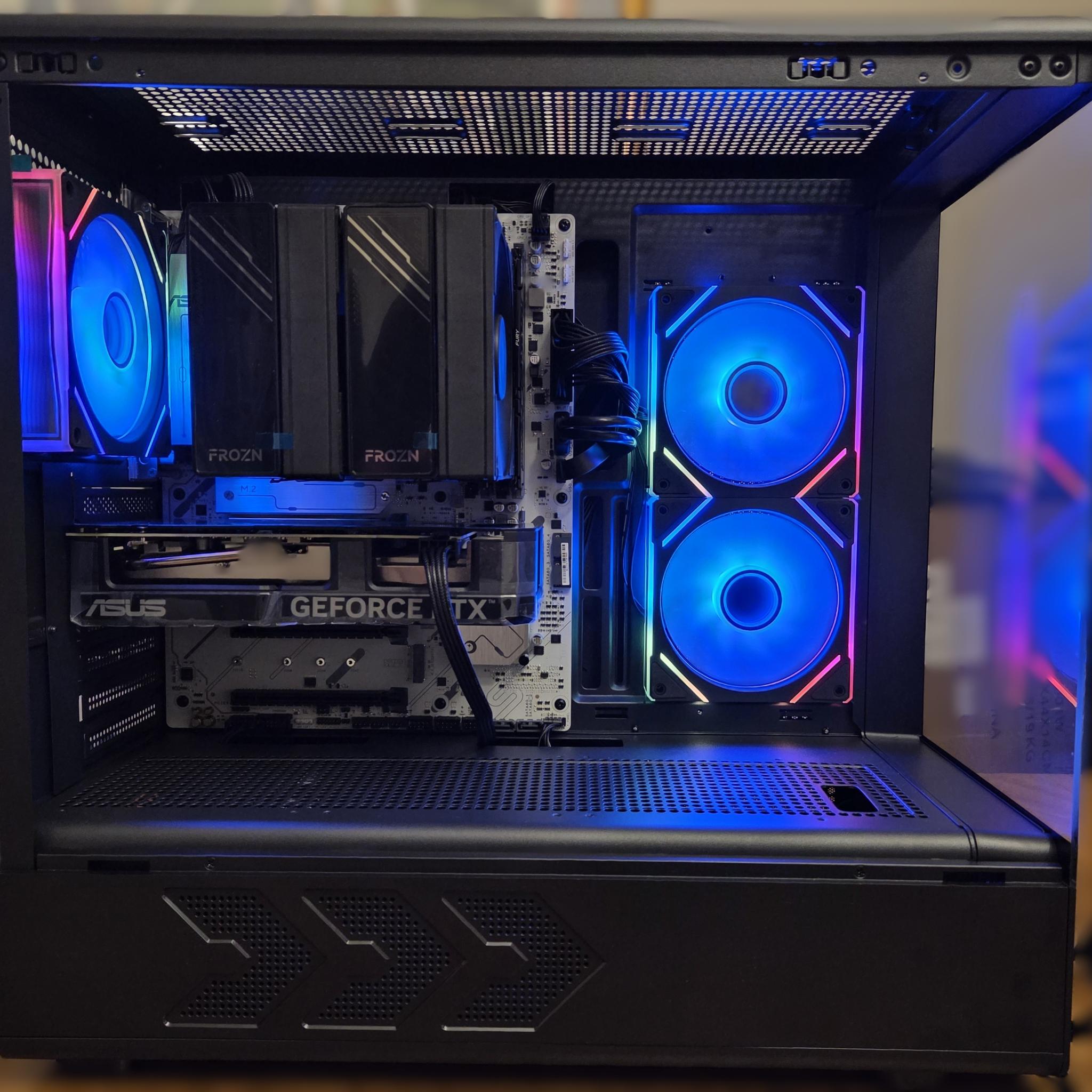 ASUS Gaming PC Build, R7 7700x-ASUS 4070 EVO OC-32GB Kingston-2TB WD Blue S5000