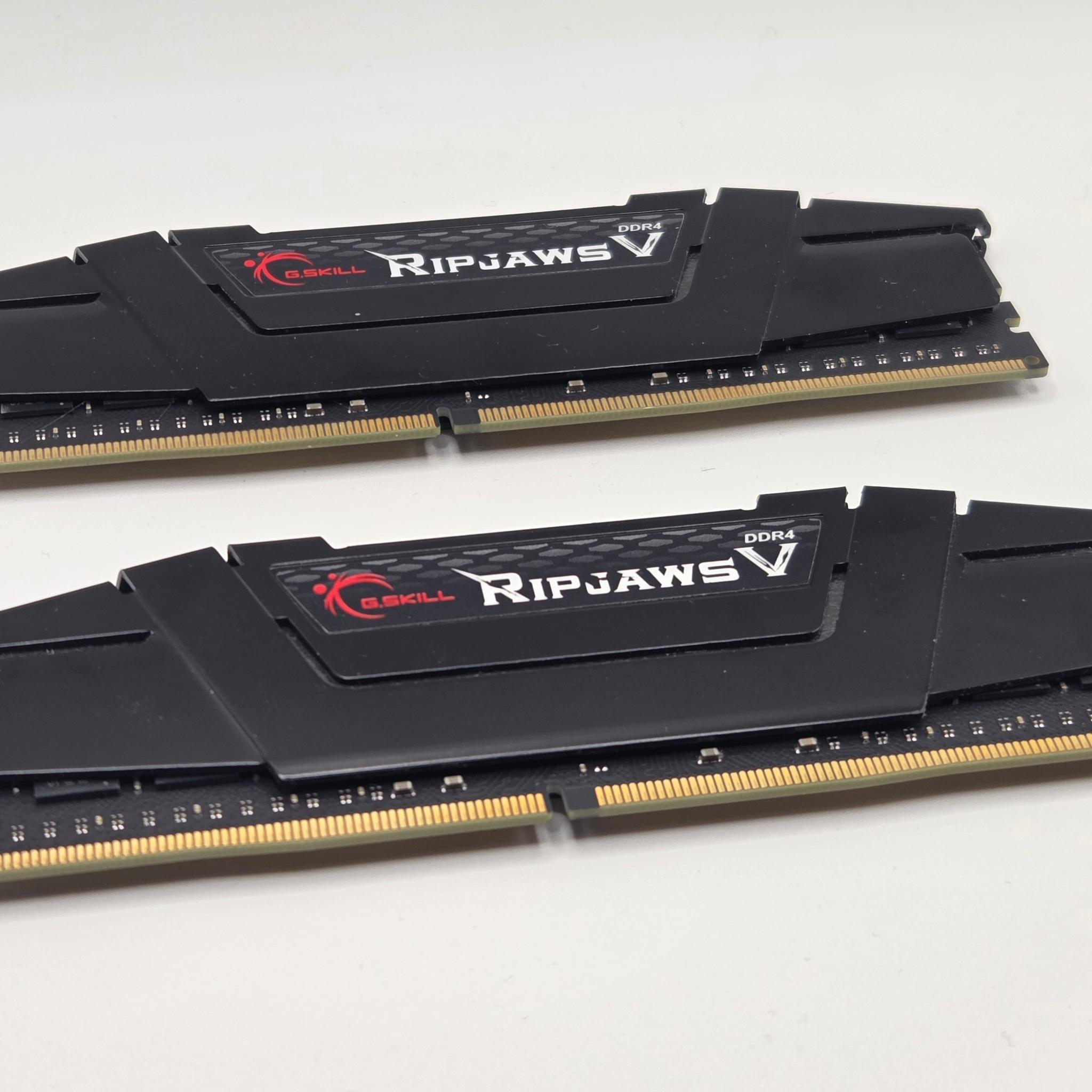G.Skill RipjawsV CL18 DDR4-3600 64gb (32GBx2)