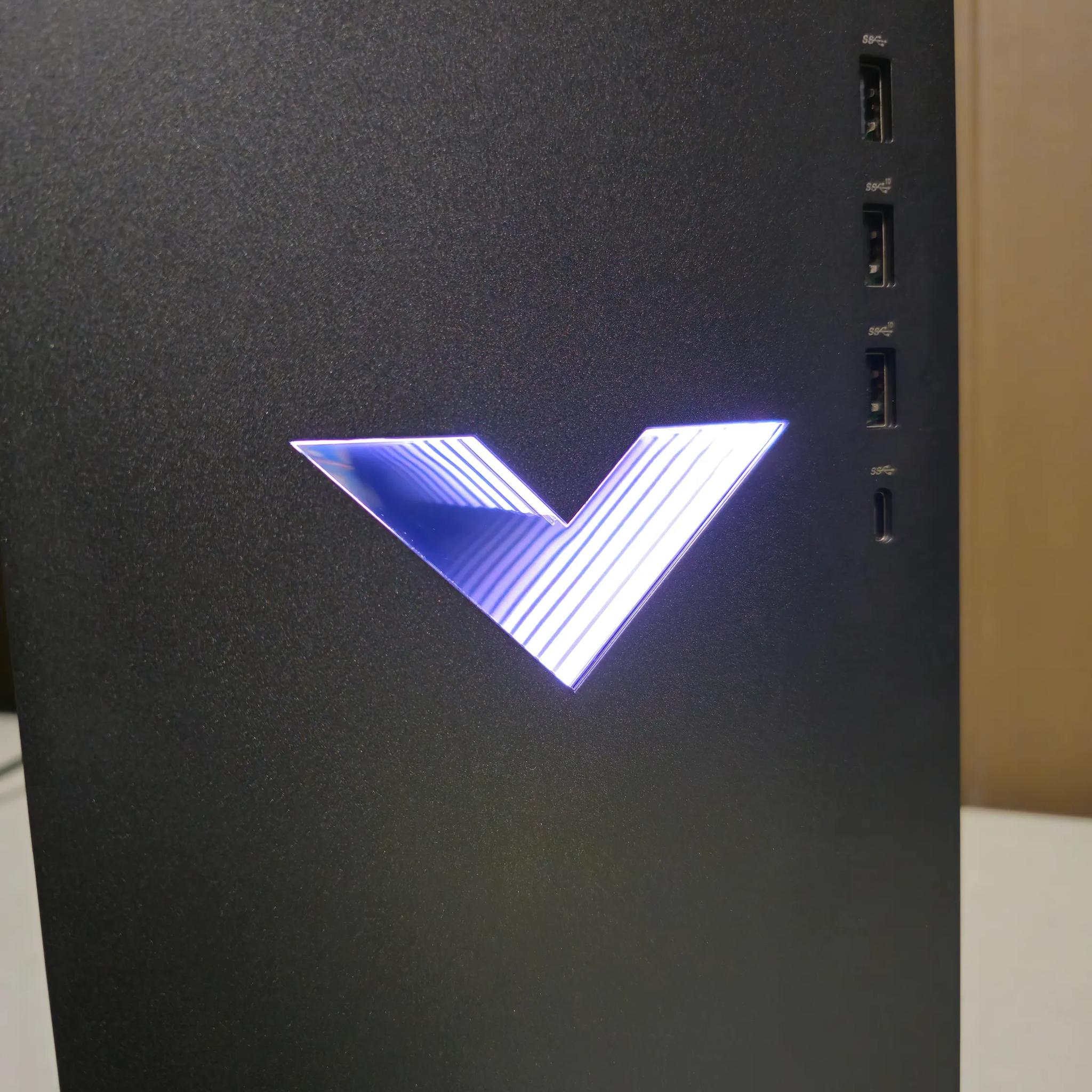 Ryzen 5600, XFX 6600 XT Gaming PC