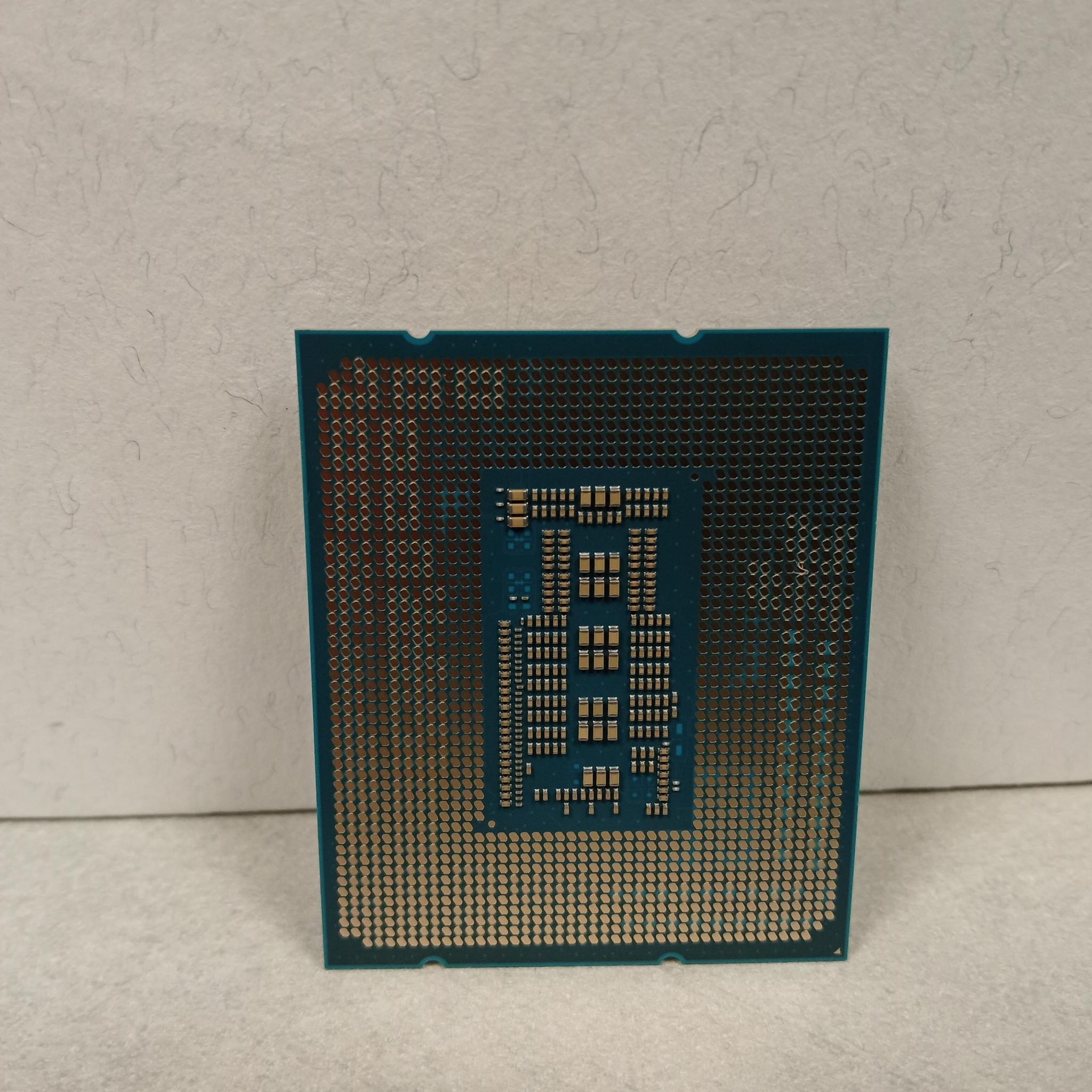 Intel Core i7-14700 Raptor Lake 20-Core (8P+12E) LGA 1700