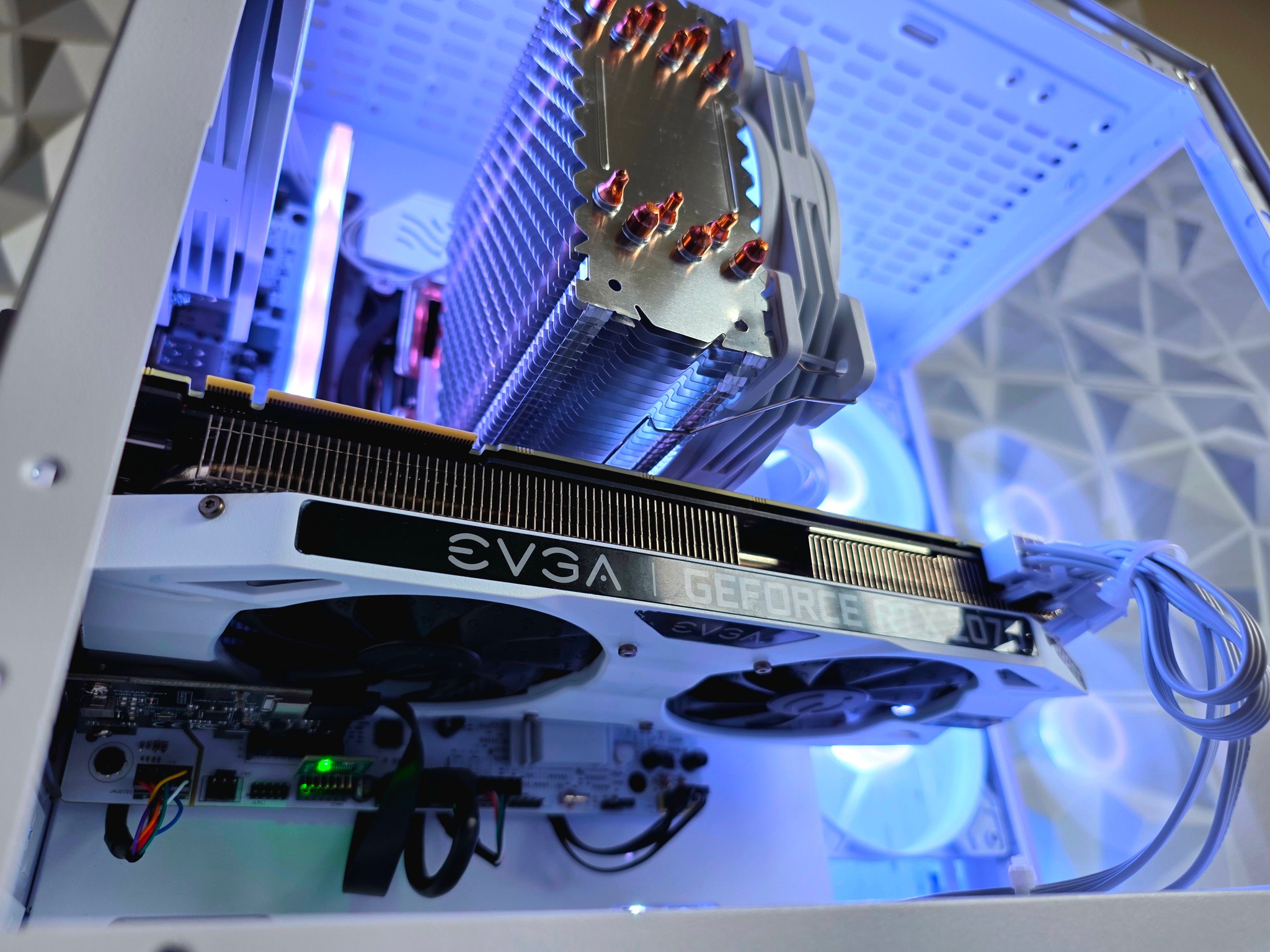 Nvidia RTX 2070 Super 8 GB | Intel Xeon E5-2667 V4 10-Core CPU | 16 GB Ram | 500 GB SSD