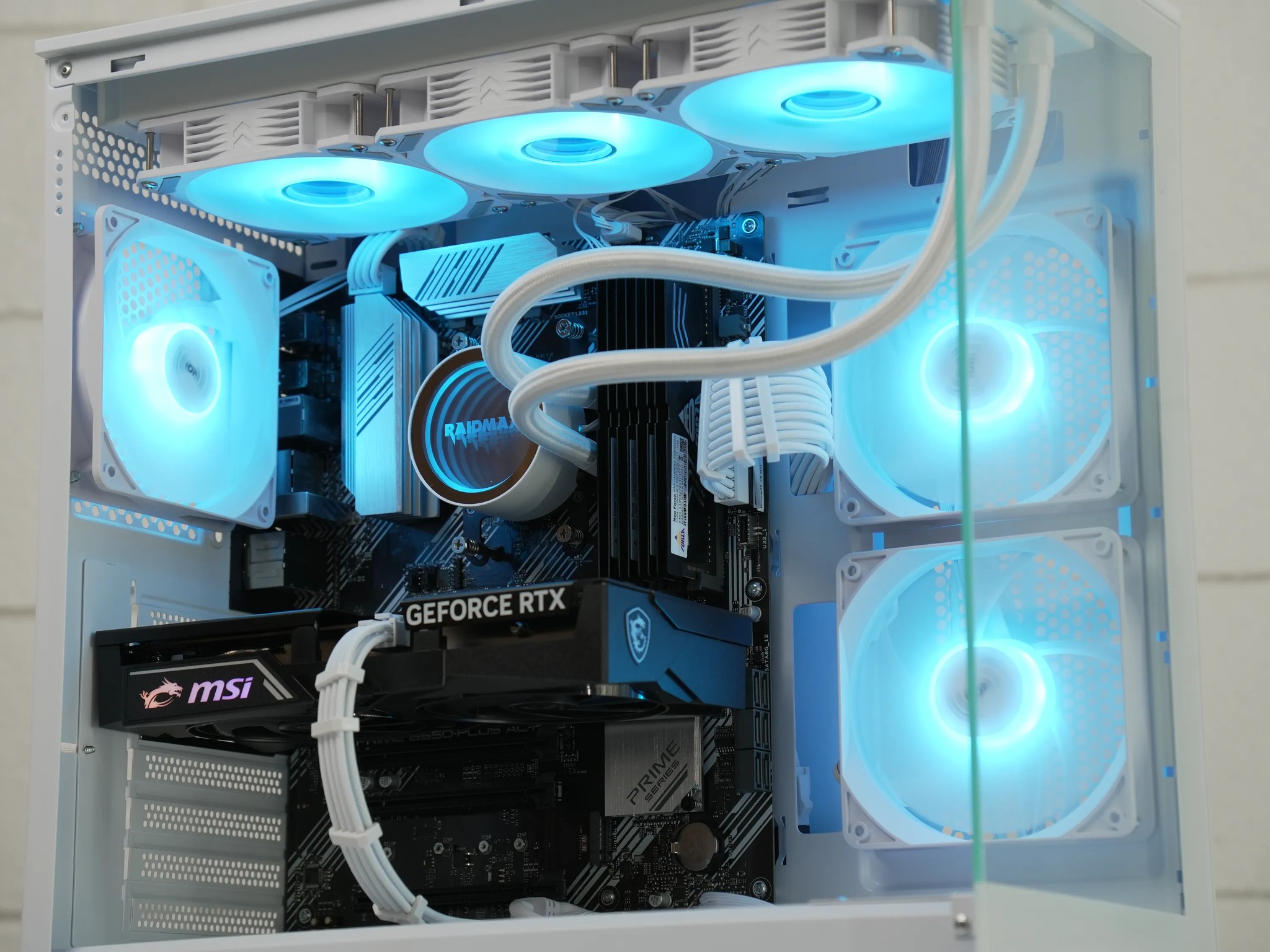 RTX 5060 | RYZEN 5 3600 | 32GB RAM | 1TB SSD | WiFi & BT | Liquid-cooled Gaming PC