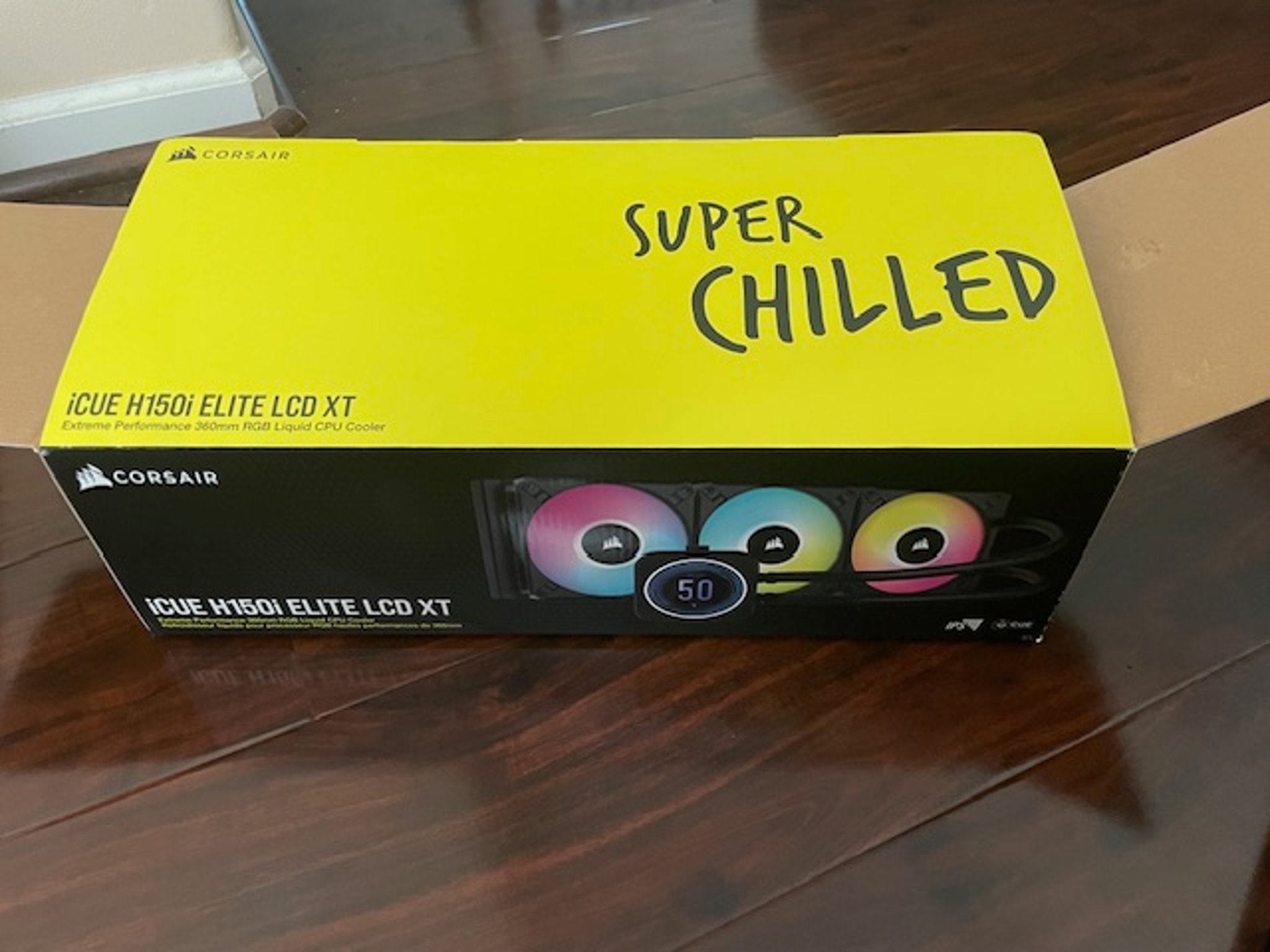 Corsair iCUE H150i Elite LCD AIO - LCD screen w/AF120 RGB Elite Fans - 360mm