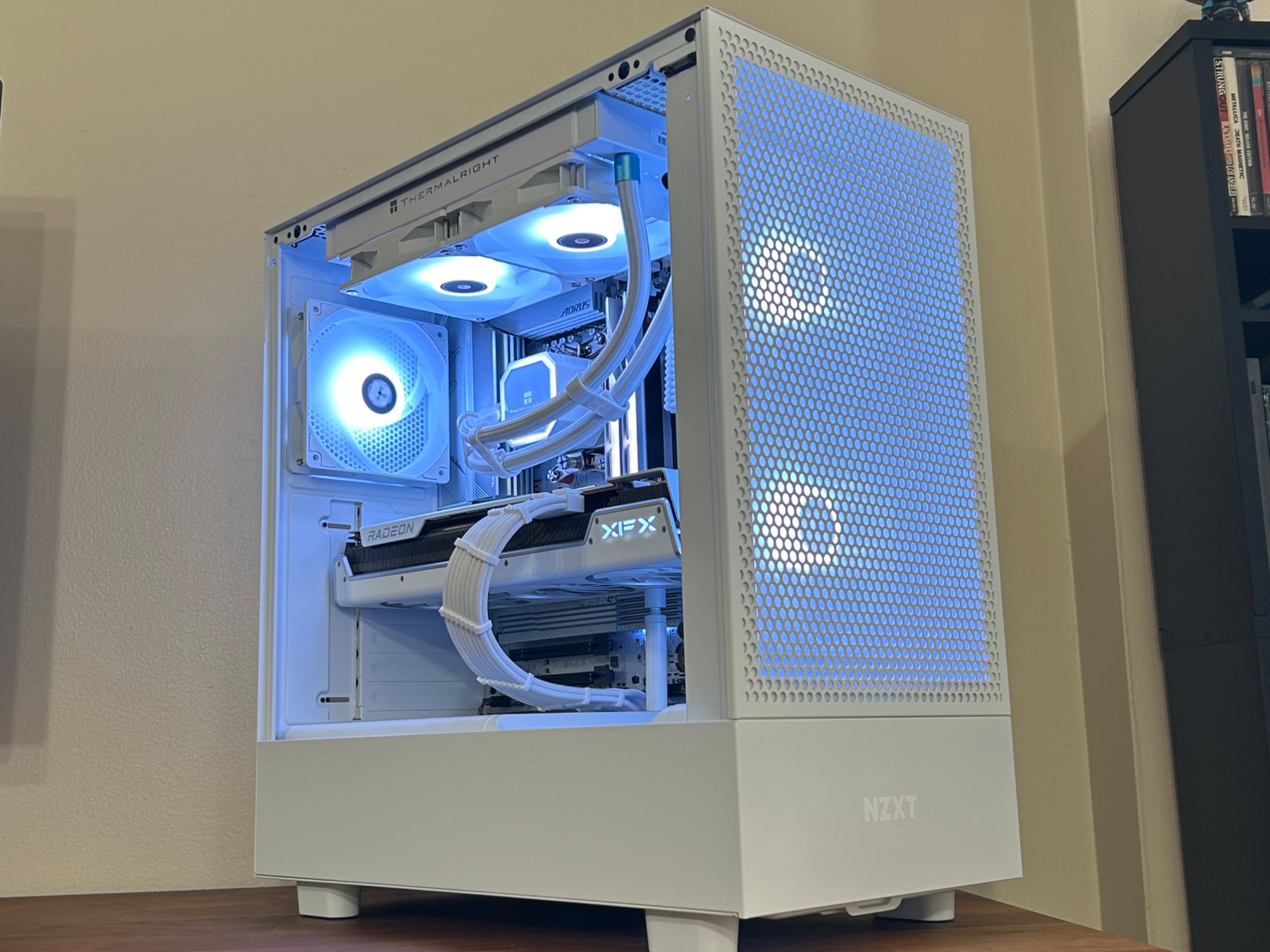RX 7900XT 20GB | Ryzen 5 7600X3D | 32GB DDR5 6000MT/s | 2TB NVMe | The Sentinel RX