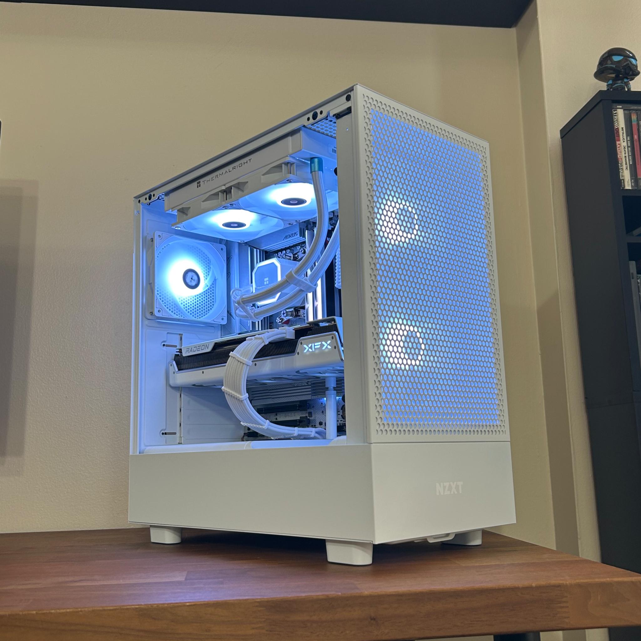 RX 7900XT 20GB | Ryzen 5 7600X3D | 32GB DDR5 6000MT/s | 2TB NVMe | The Sentinel RX