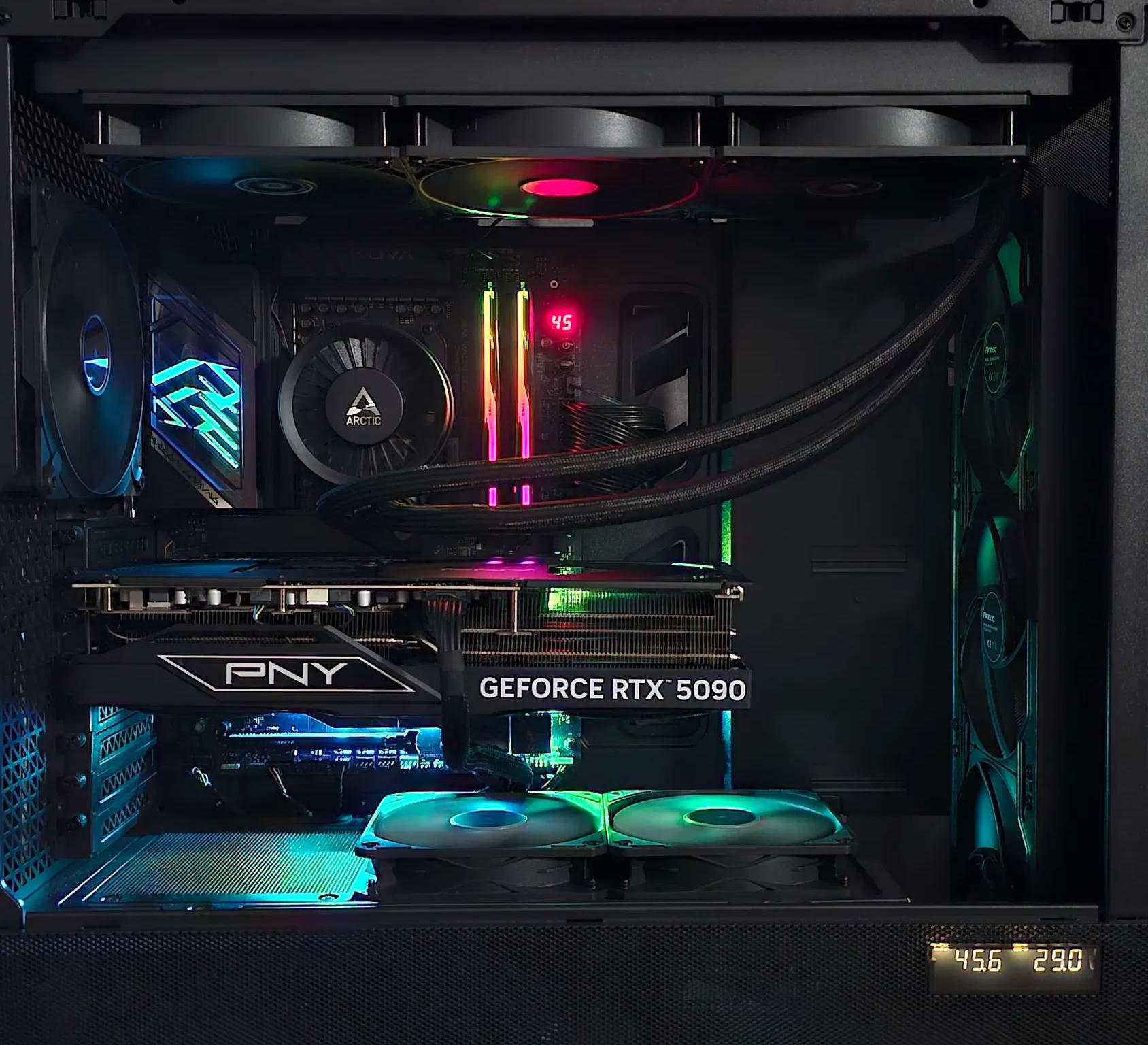 RTX 5090 - 9950X3D GAMING SYSTEM!!!