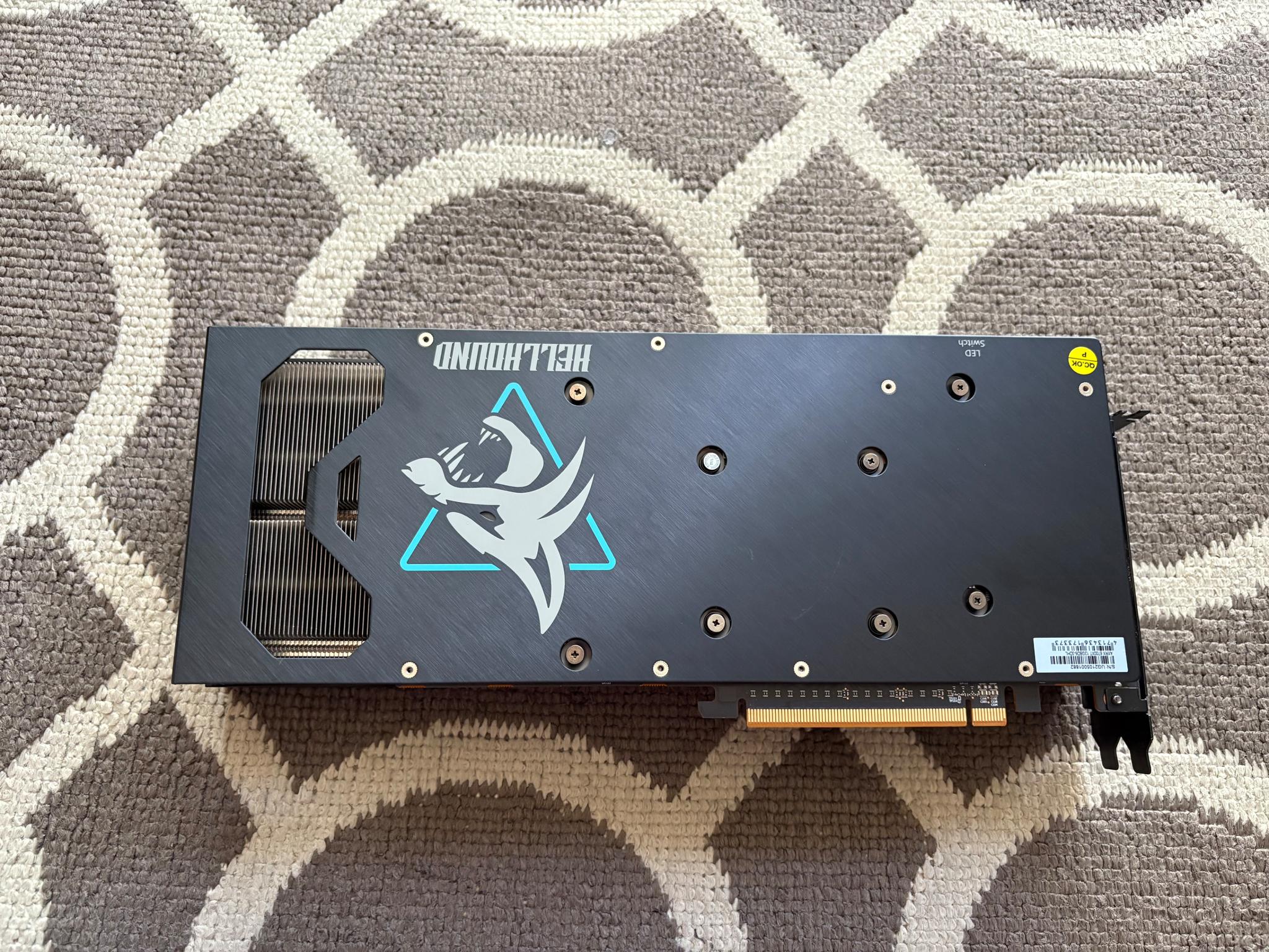 PowerColor Hellhound AMD Radeon RX 6700 XT 12GB