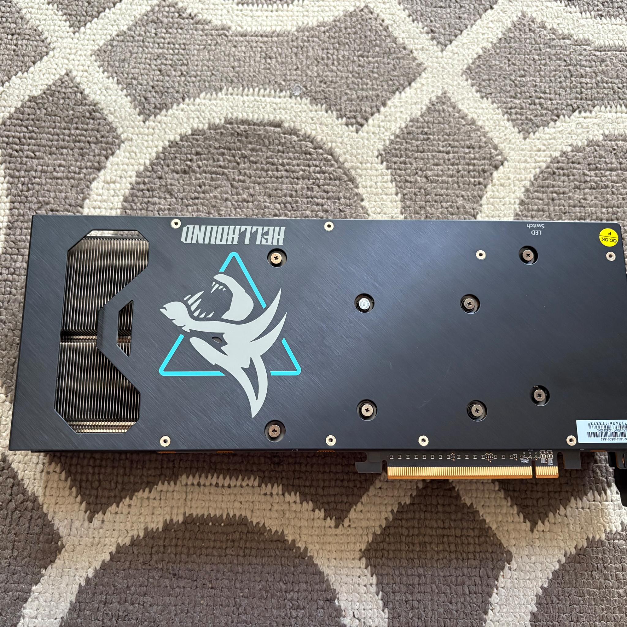 PowerColor Hellhound AMD Radeon RX 6700 XT 12GB