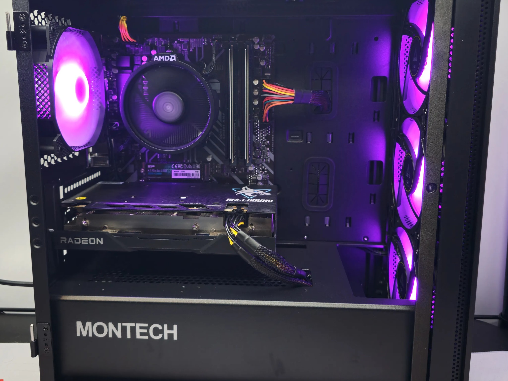 Budget Baller Gaming RIG Ryzen 5 3600 / 16GB DDR4/ 1TB SSD / RX570X