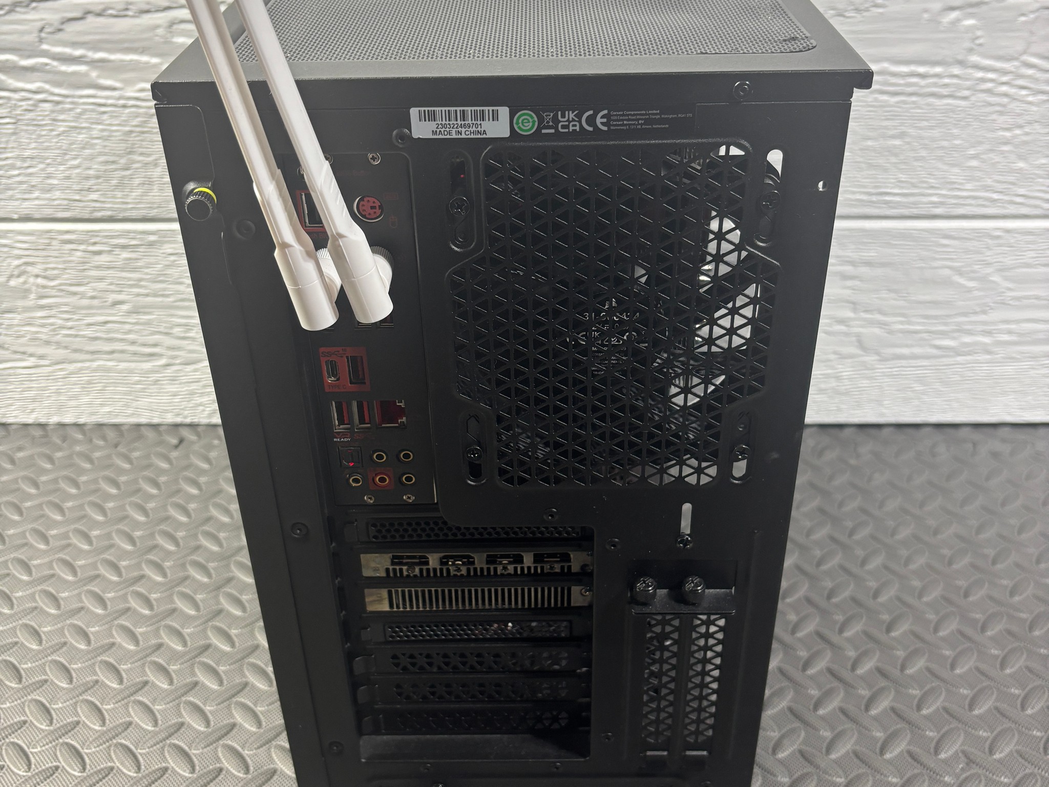 Gaming PC Ryzen 3 3100 | RX 5700 XT | 16GB RAM | X570 WiFi | 1TB Storage Corsair Case
