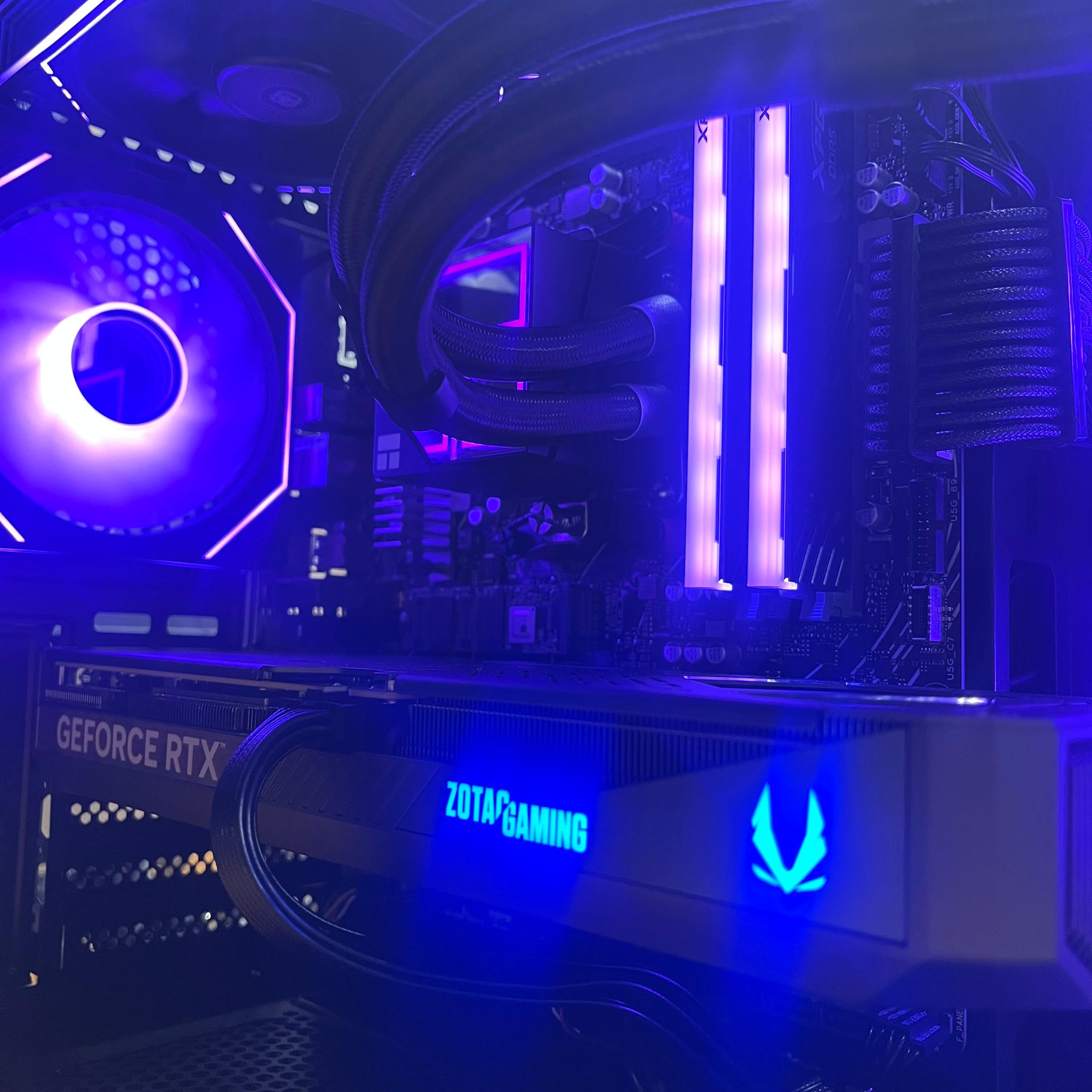 RTX 5070 | Ryzen 7 8700F | 32 GBs RAM | Gaming PC