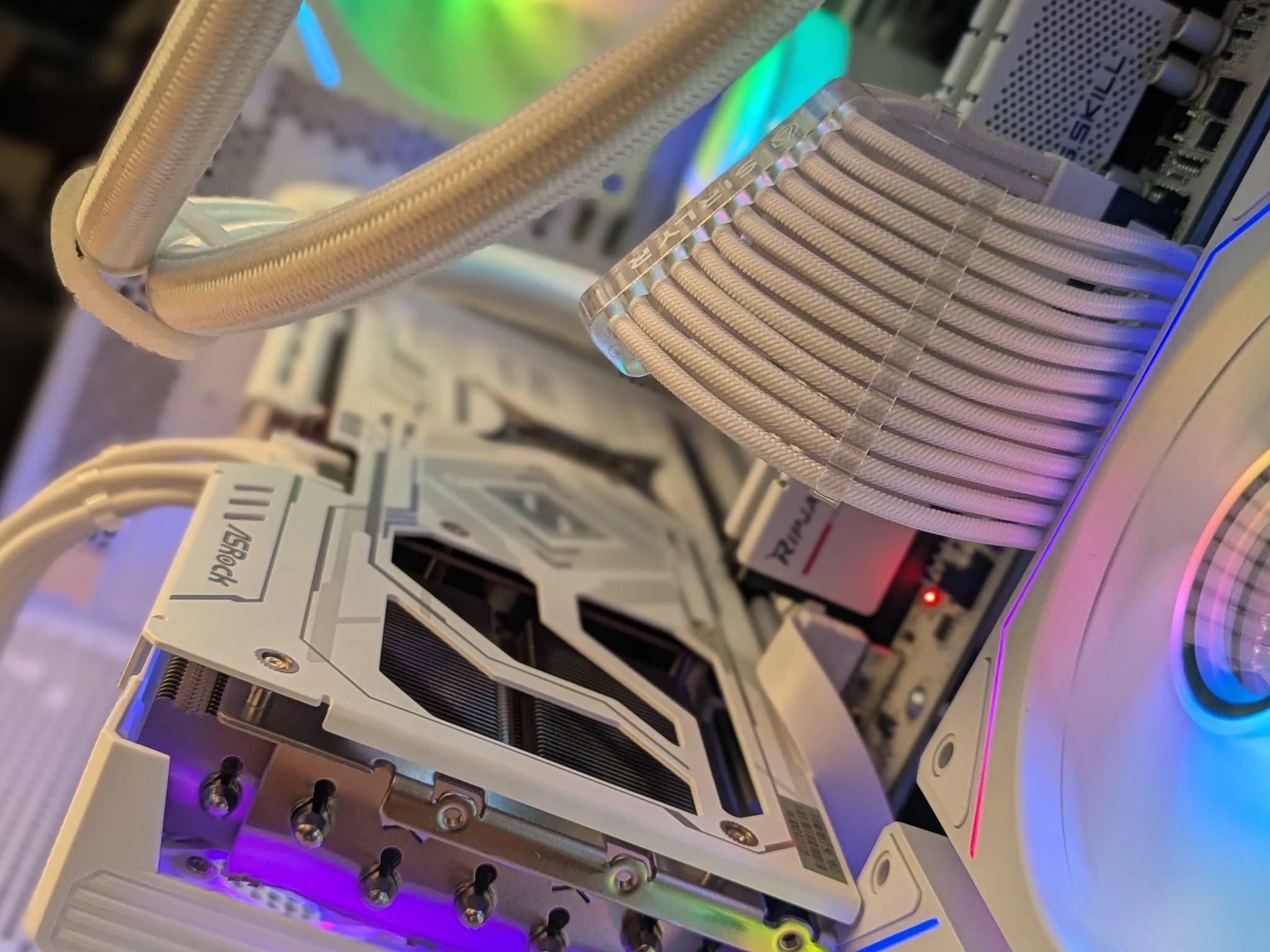 🌨️ Glacia | 9070XT | AMD 7700 | Whiteout Gaming Rig | 32GB DDR5 | 2TB NVMe