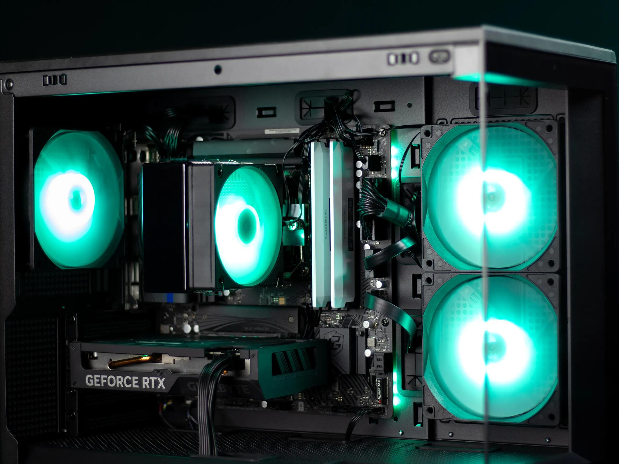 [CLEARANCE SALE!] "Frost.Exe” RTX 4060 i5 12600KF 32GB Windows 11 1TB Workstation Gaming PC