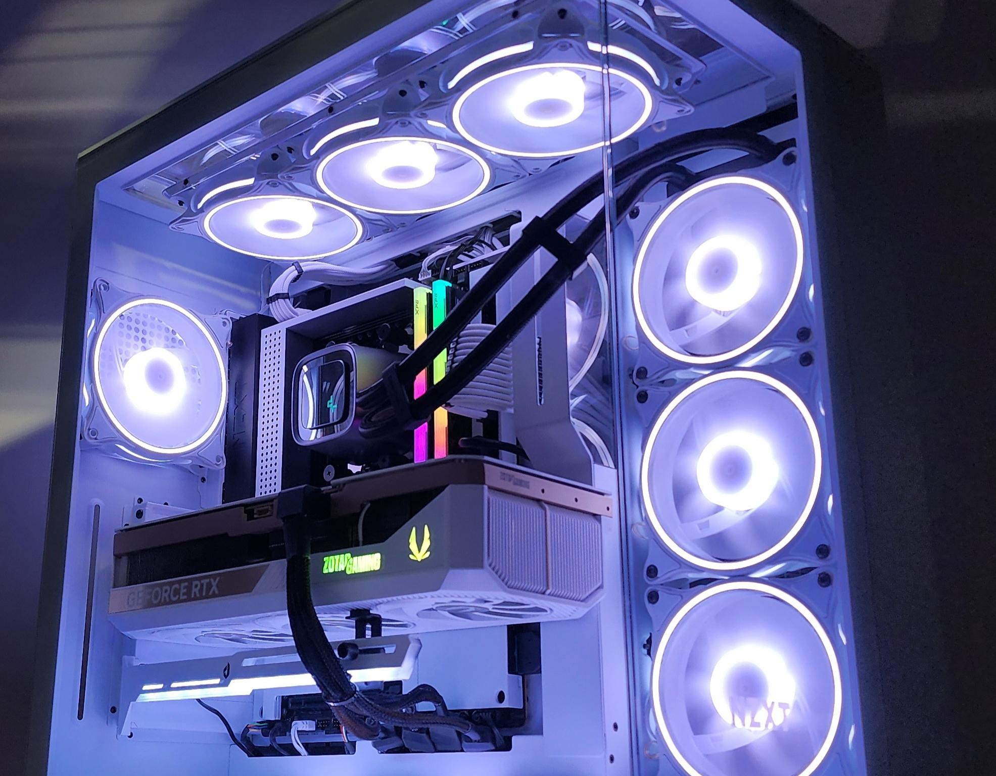 Gaming PC Ryzen 9 9900X 32GB RAM 2TB SSD RTX 5080 16GB Windows 11 Computer