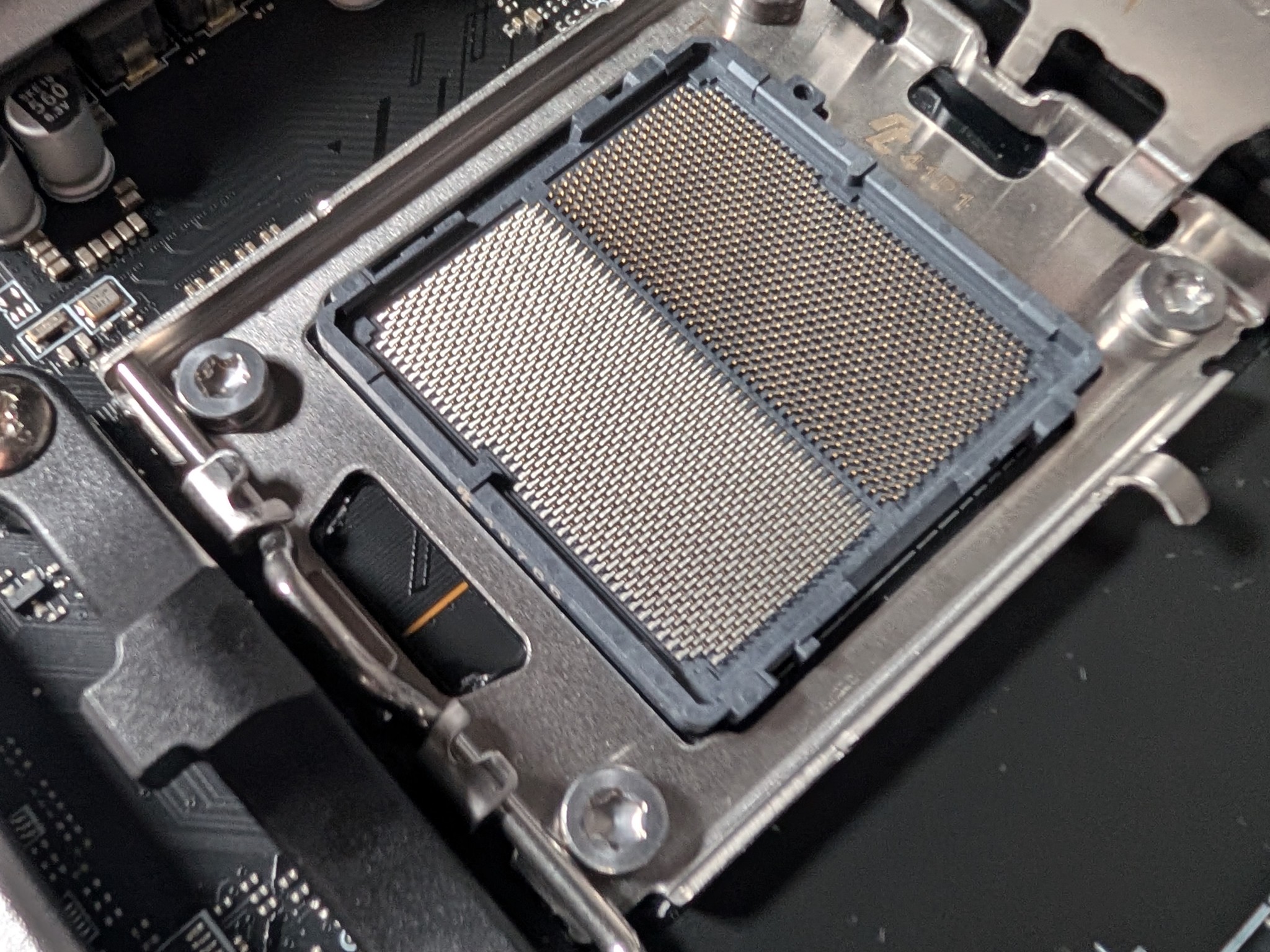 MSI X670E GAMING PLUS WIFI