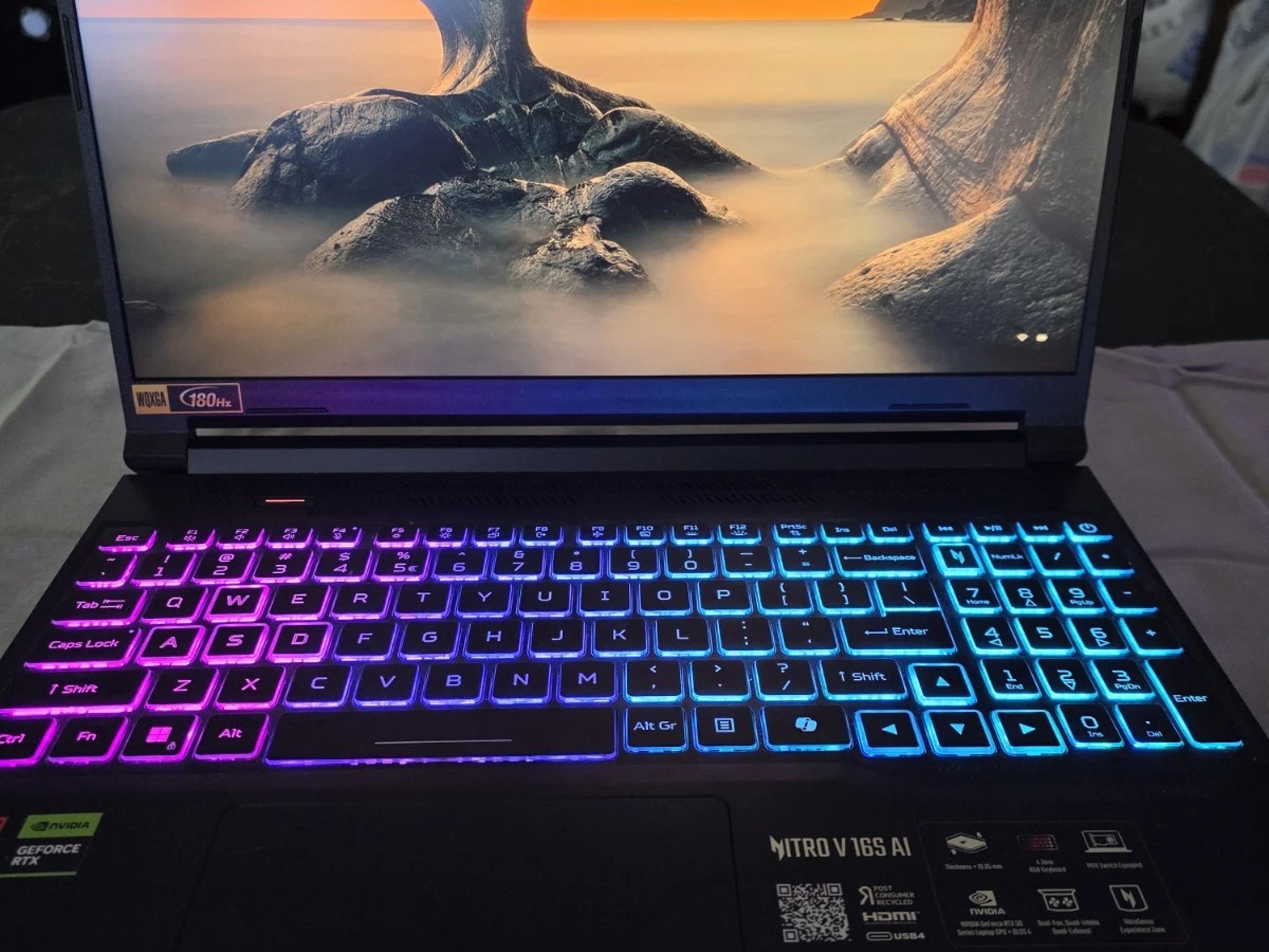 Acer Nitro V 16S AI Gaming Laptop AMD Ryzen 7 260, 16GB RAM, 1TB, RTX 5070 8gb