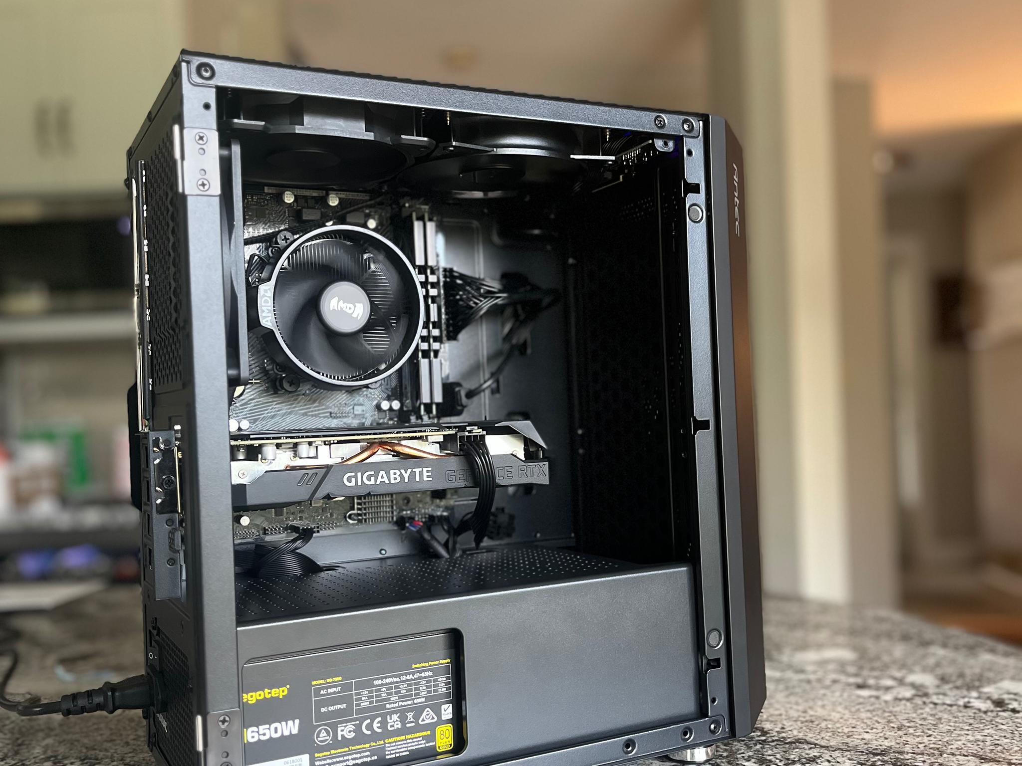 Stealthy Black Gaming Pc (Rtx 2060)