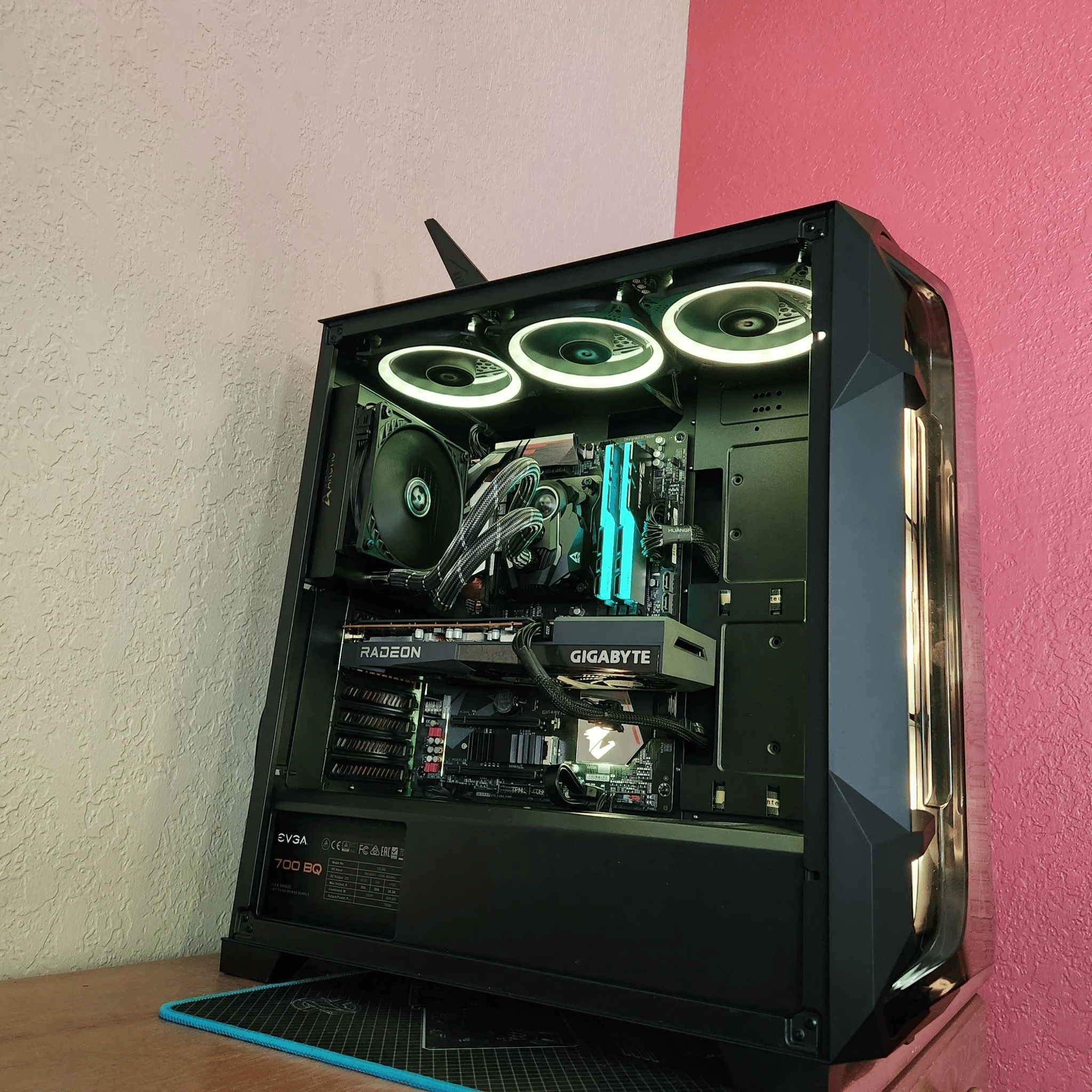 All AMD Rig, Ryzen 5600X and RX 6600XT, 16GB Ram, Liquid cooler.