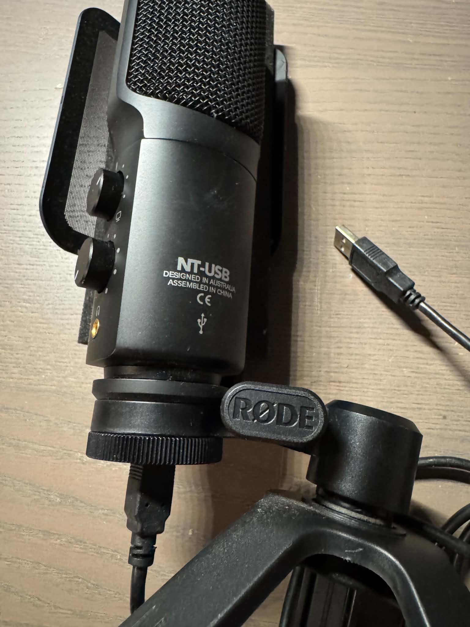 Rode NT-USB Condenser Wired Professional Microphone, Black, Used - Great Condition