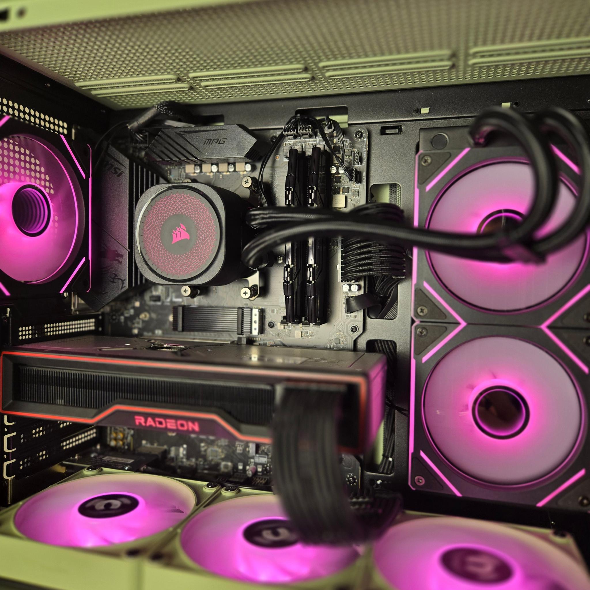 RX 6900 XT | Ryzen 7 5800XT | 32gb DDR4 |1tb Storage