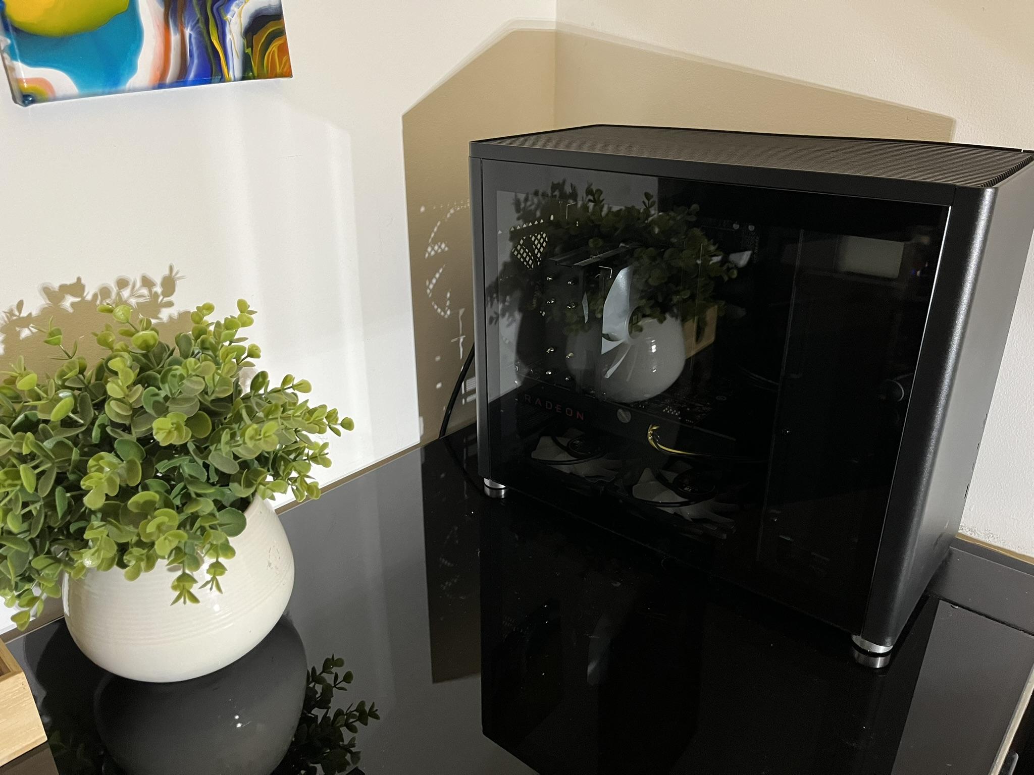 Intel Core I7-6700 paired with an RX580