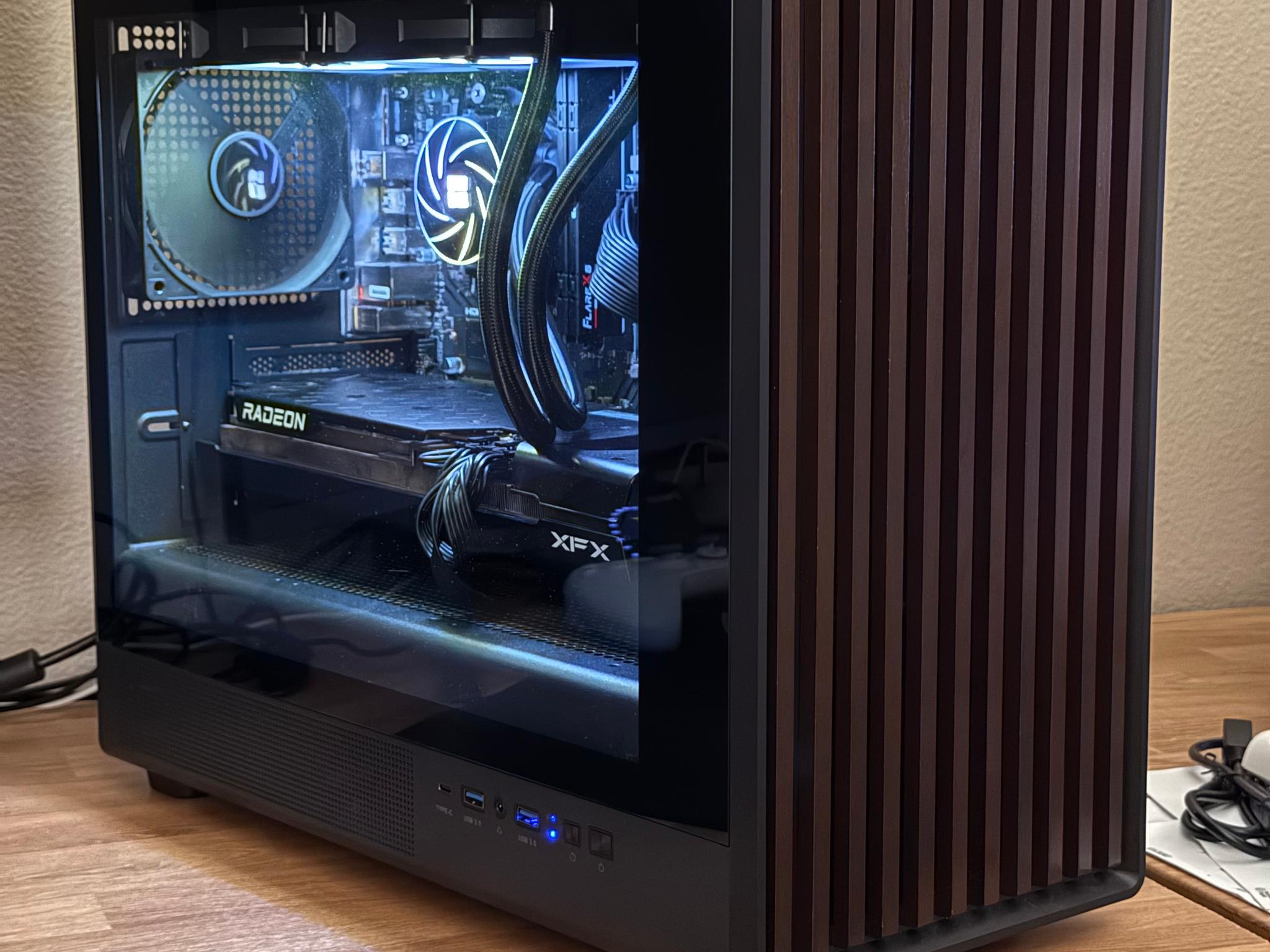 RX 7700 XT | RYZEN 7600X | 32GB 6000CL30 | 2TB NVME