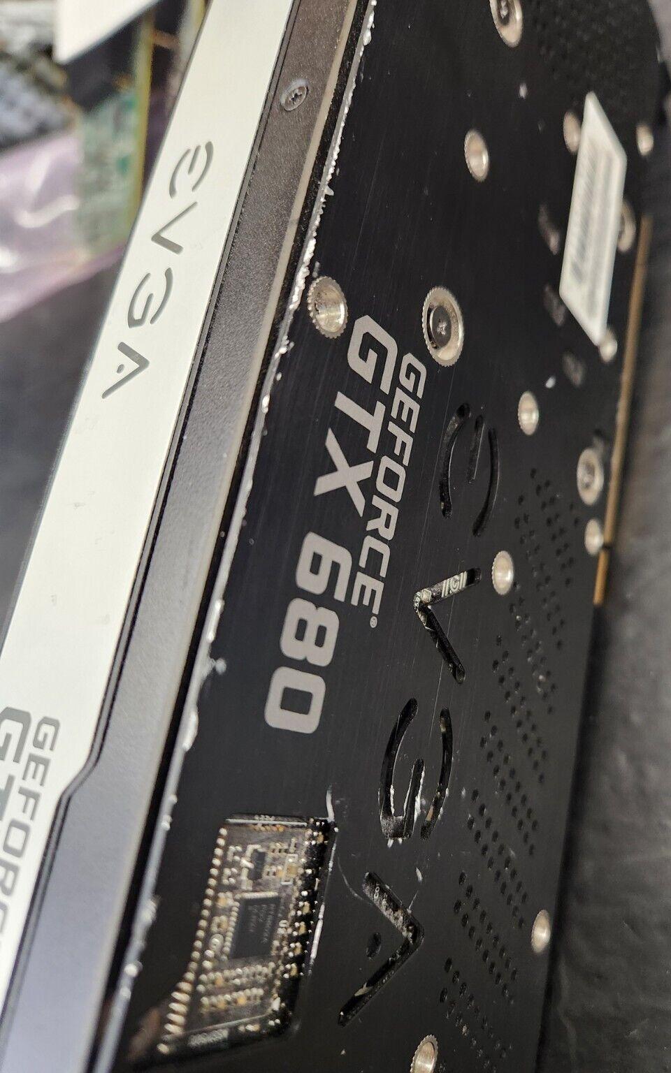 EVGA GeForce GTX 680 2GB GDDR5 Graphics Card - DVI, DisplayPort, HDMI