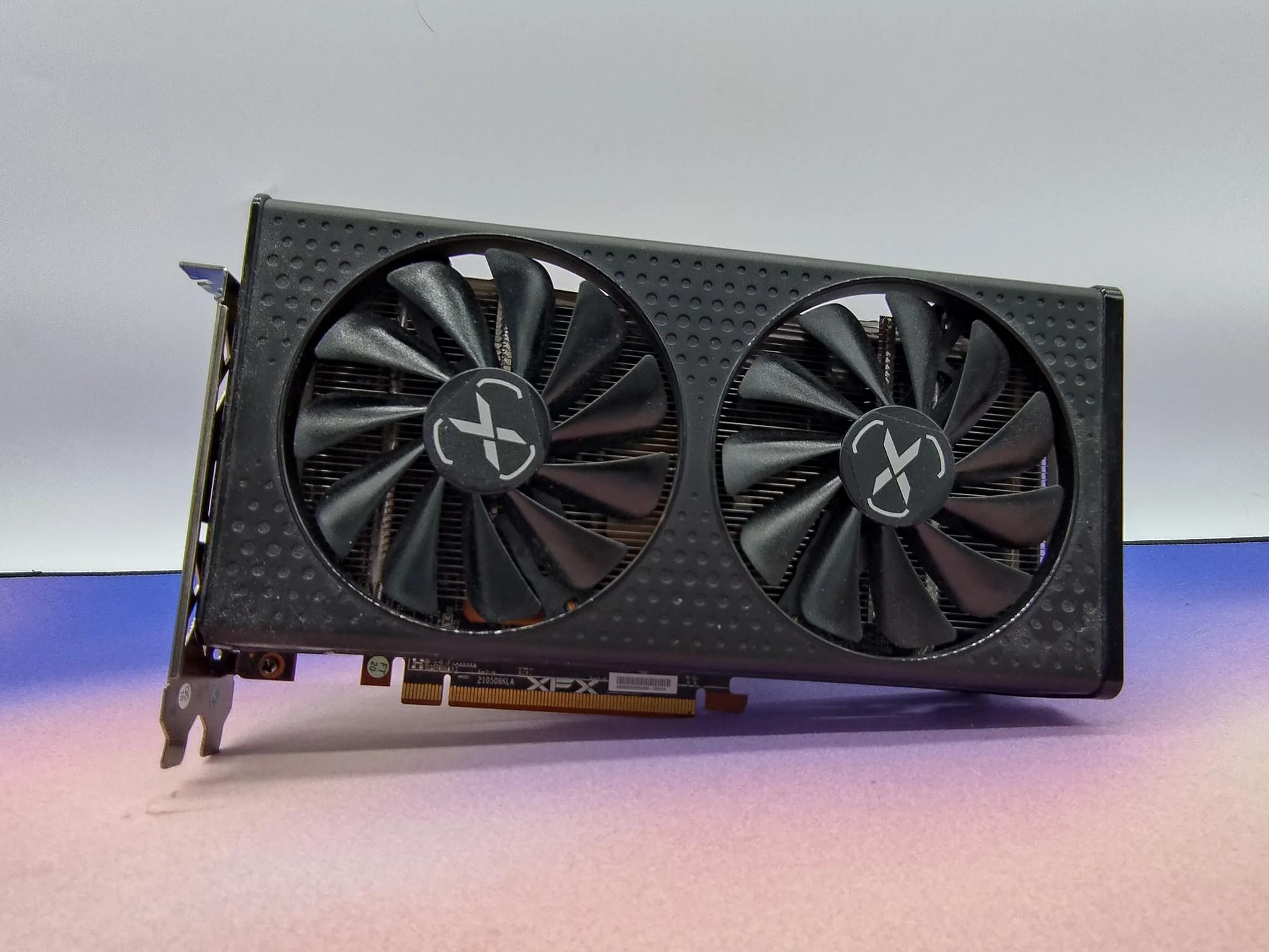 XFX Speedster SWFT210 RX 6600XT